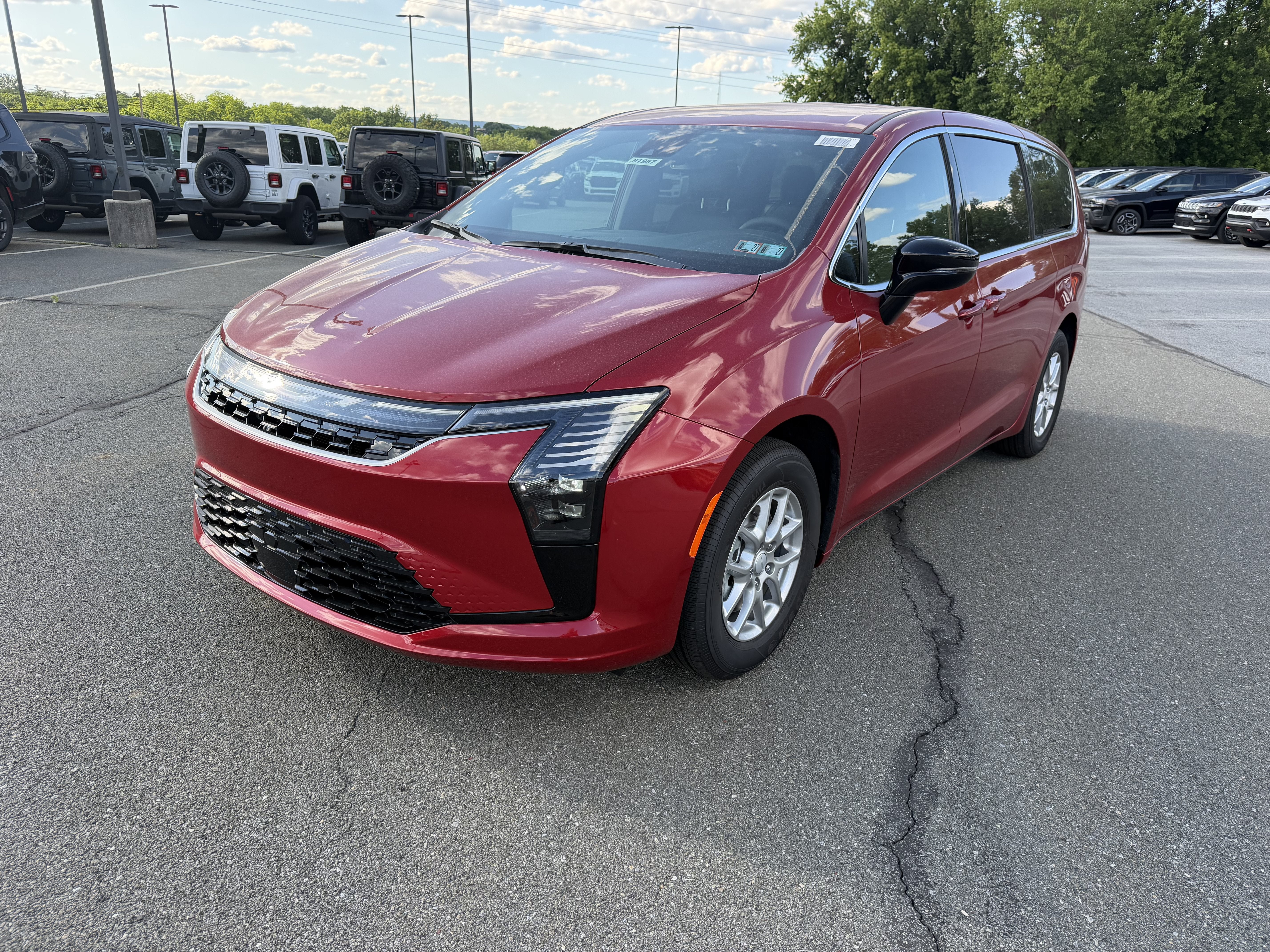 2027 Chrysler Pacifica PACIFICA SELECT