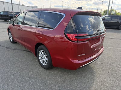 2027 Chrysler Pacifica PACIFICA SELECT