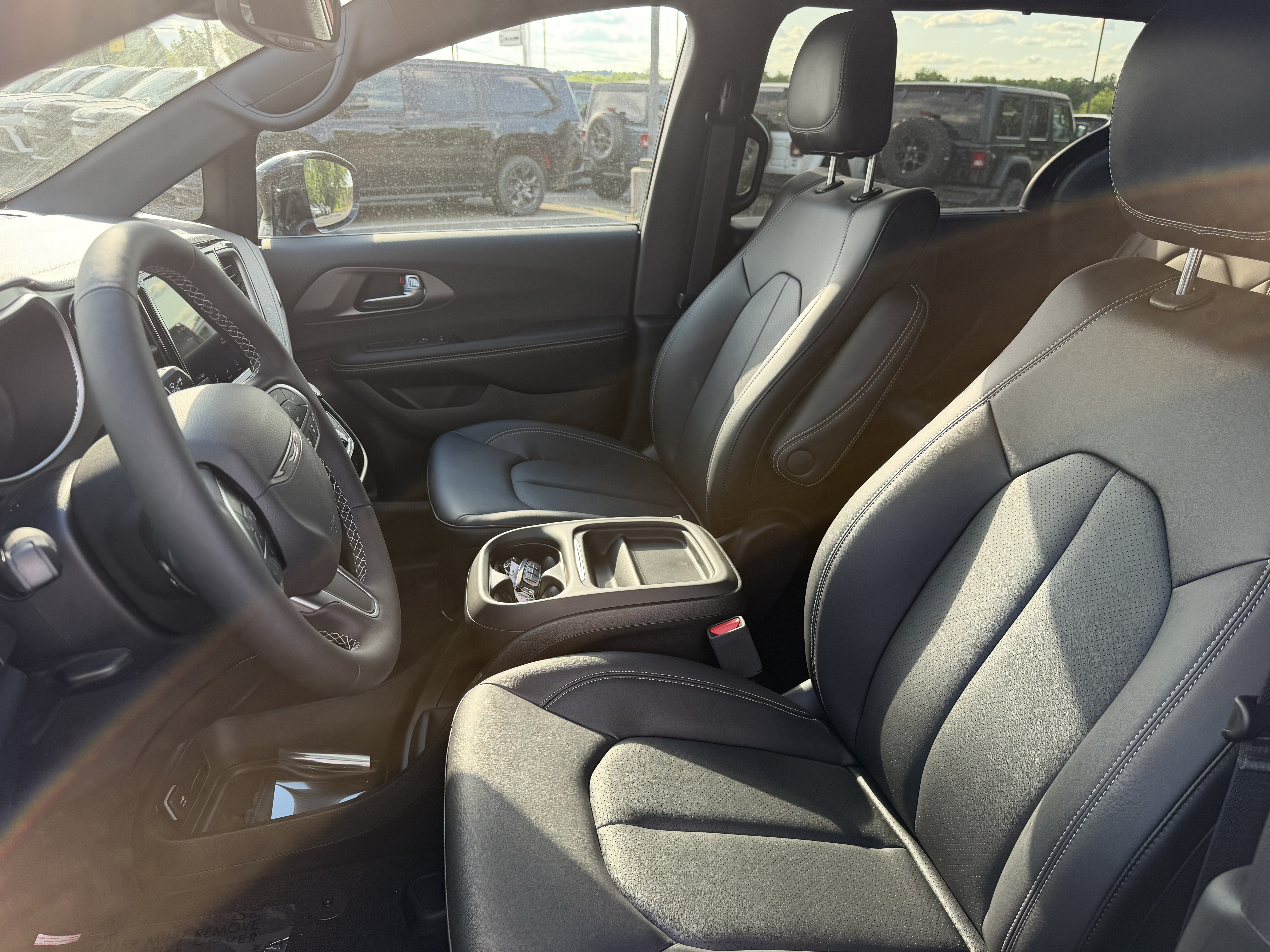 2027 Chrysler Pacifica PACIFICA SELECT