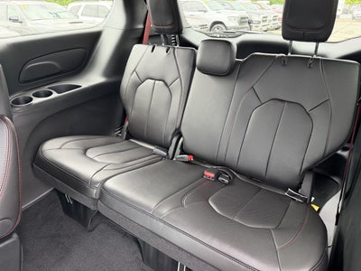 2027 Chrysler Pacifica PACIFICA SELECT