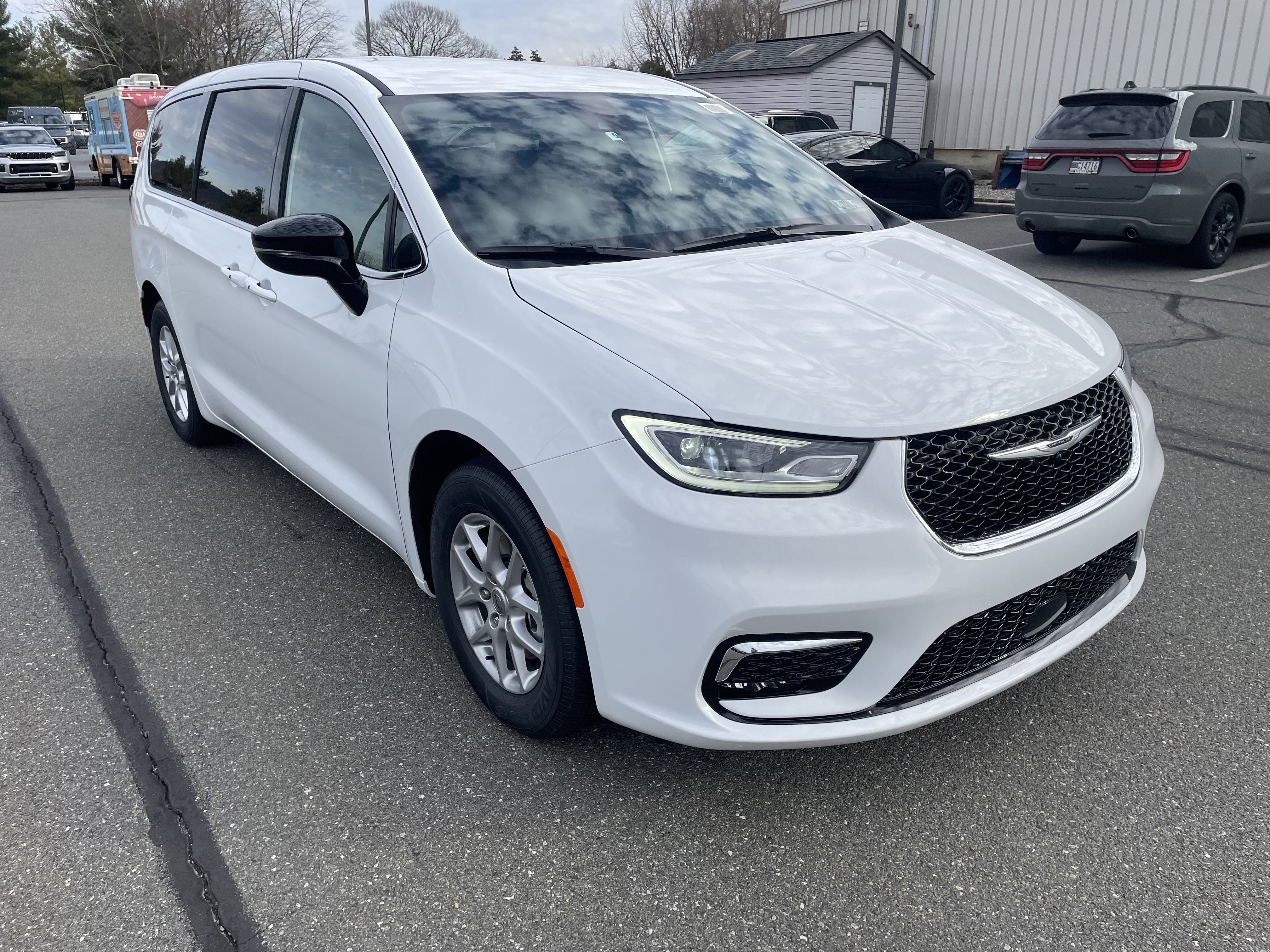 2026 Chrysler Pacifica PACIFICA SELECT