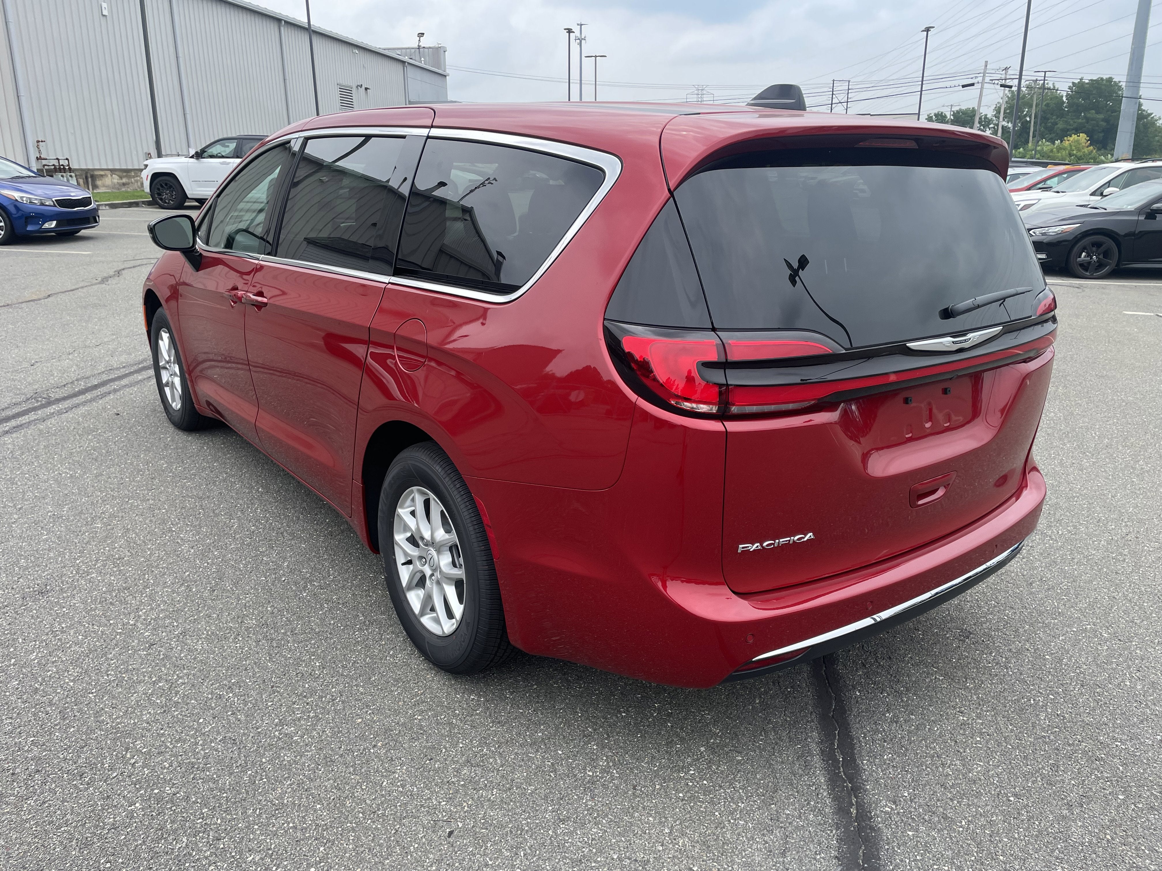 2026 Chrysler Pacifica PACIFICA SELECT