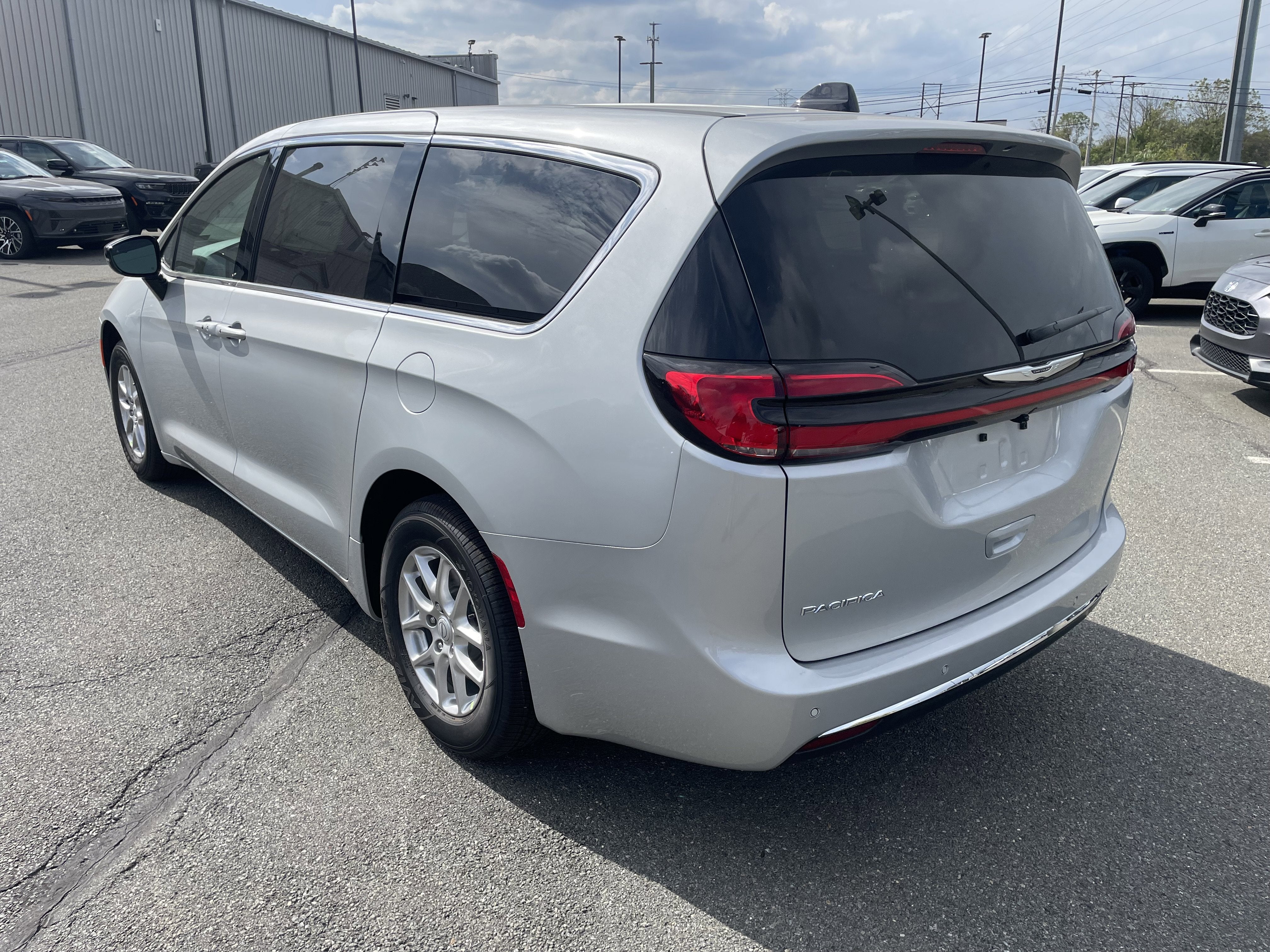 2026 Chrysler Pacifica PACIFICA SELECT