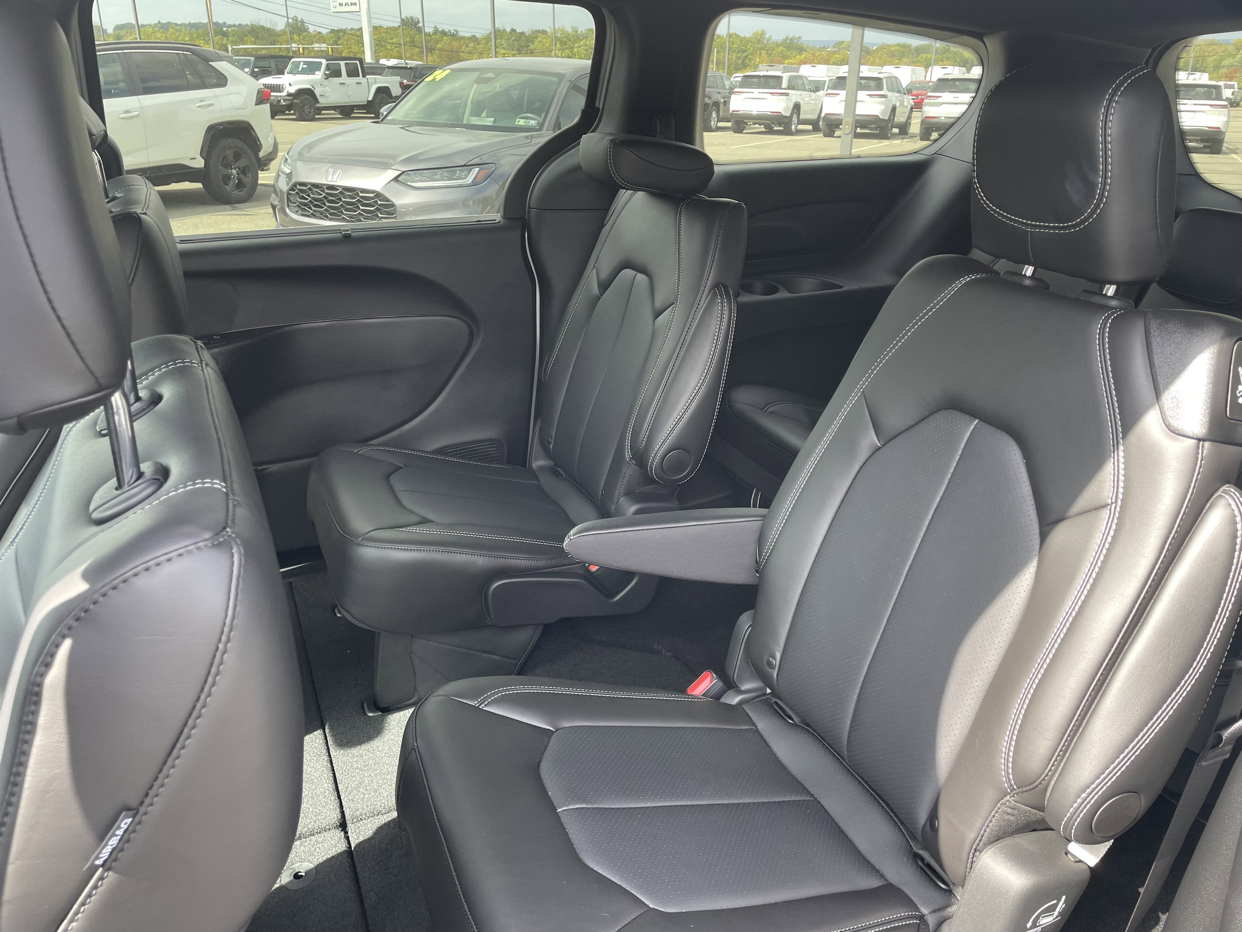 2026 Chrysler Pacifica PACIFICA SELECT