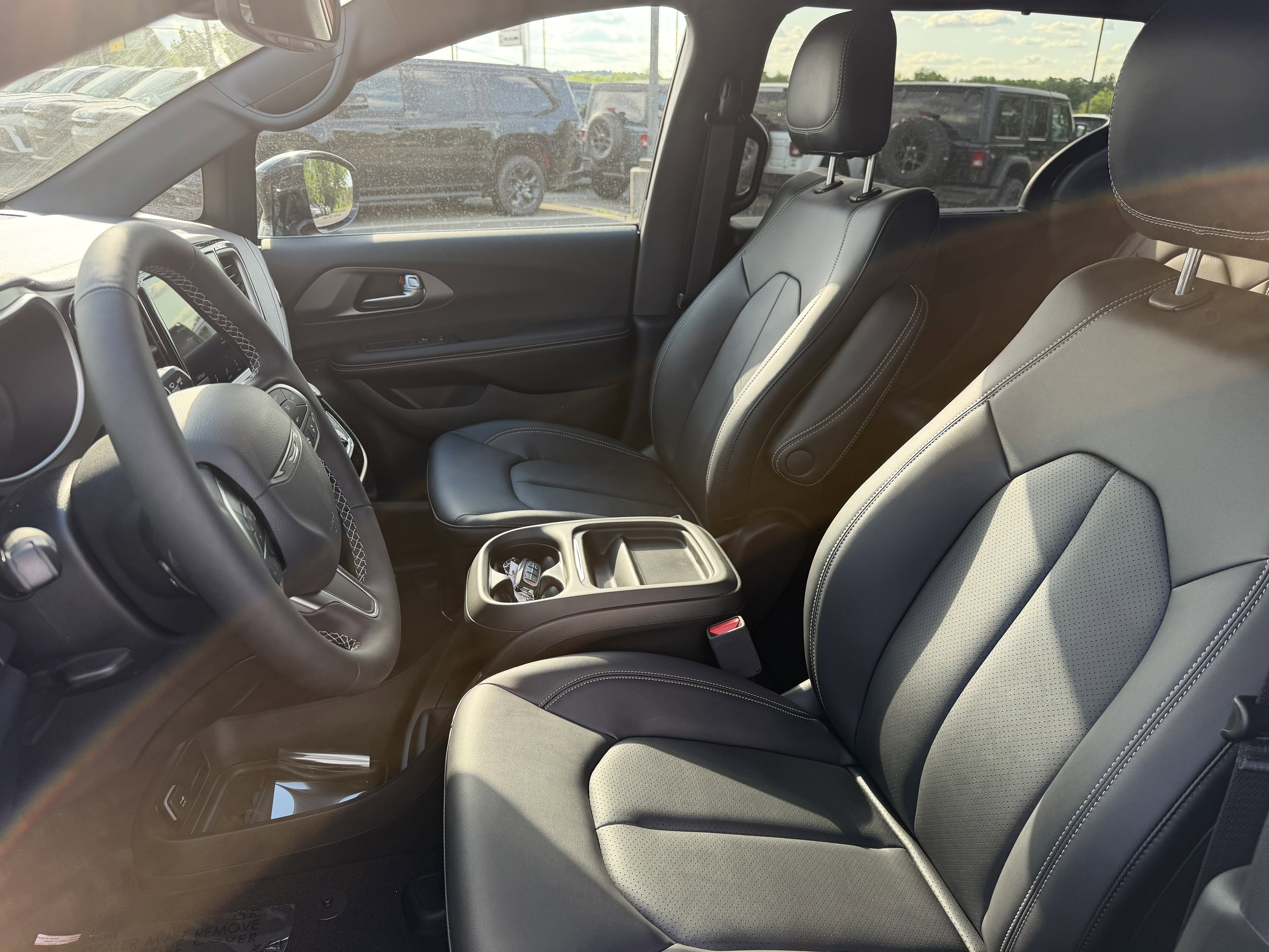 2027 Chrysler Pacifica PACIFICA SELECT