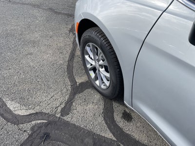 2026 Chrysler Pacifica PACIFICA SELECT AWD