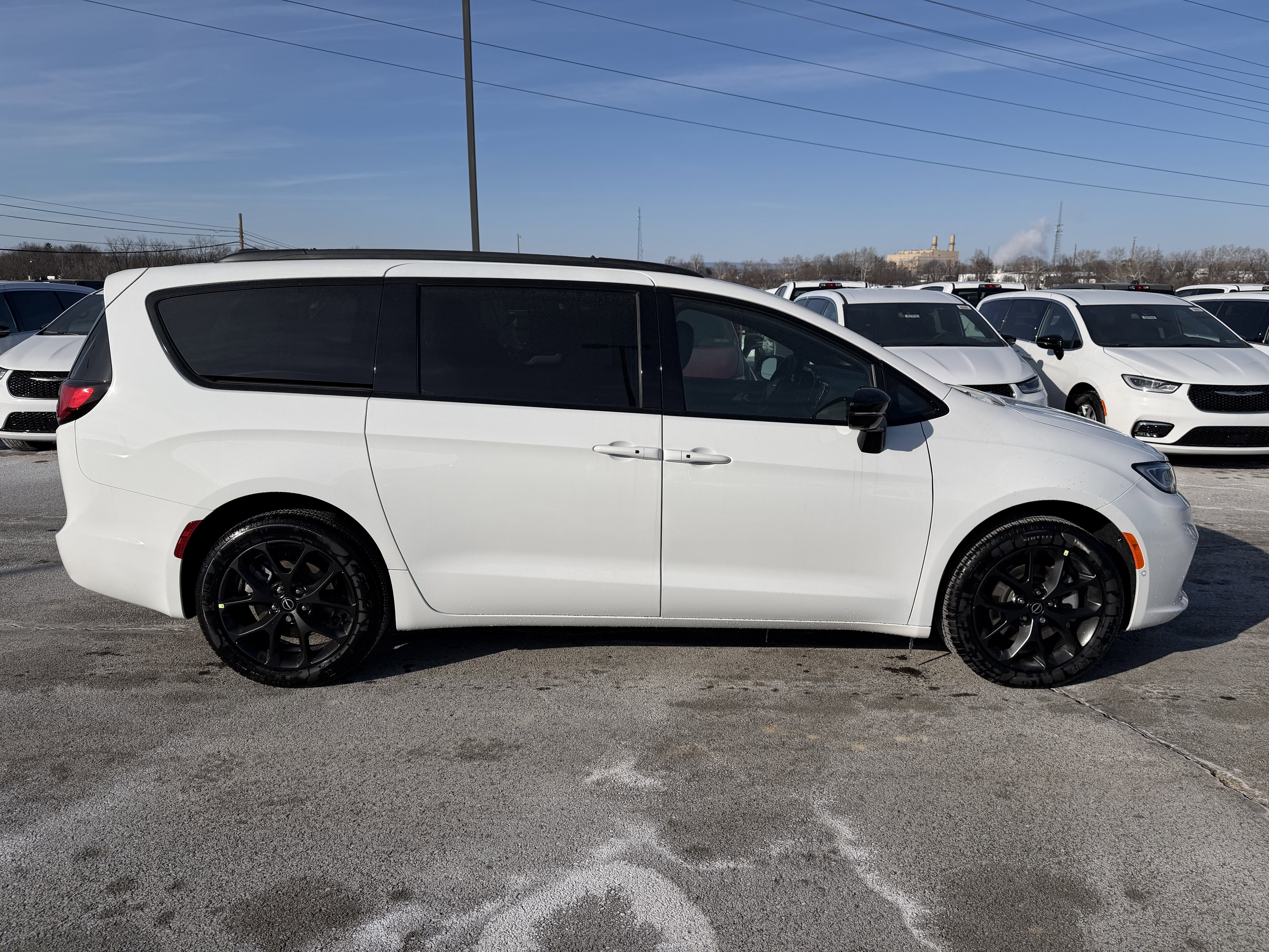 2026 Chrysler Pacifica PACIFICA SELECT AWD