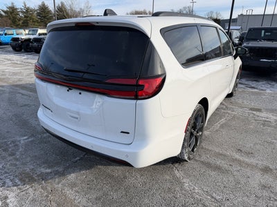 2026 Chrysler Pacifica PACIFICA SELECT AWD