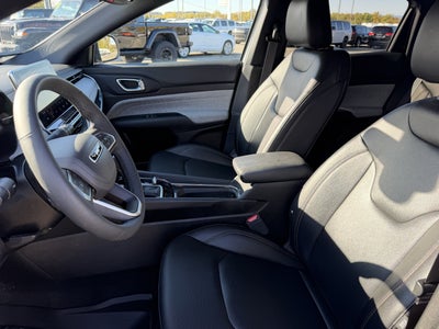 2024 Jeep Compass Latitude Lux FWD