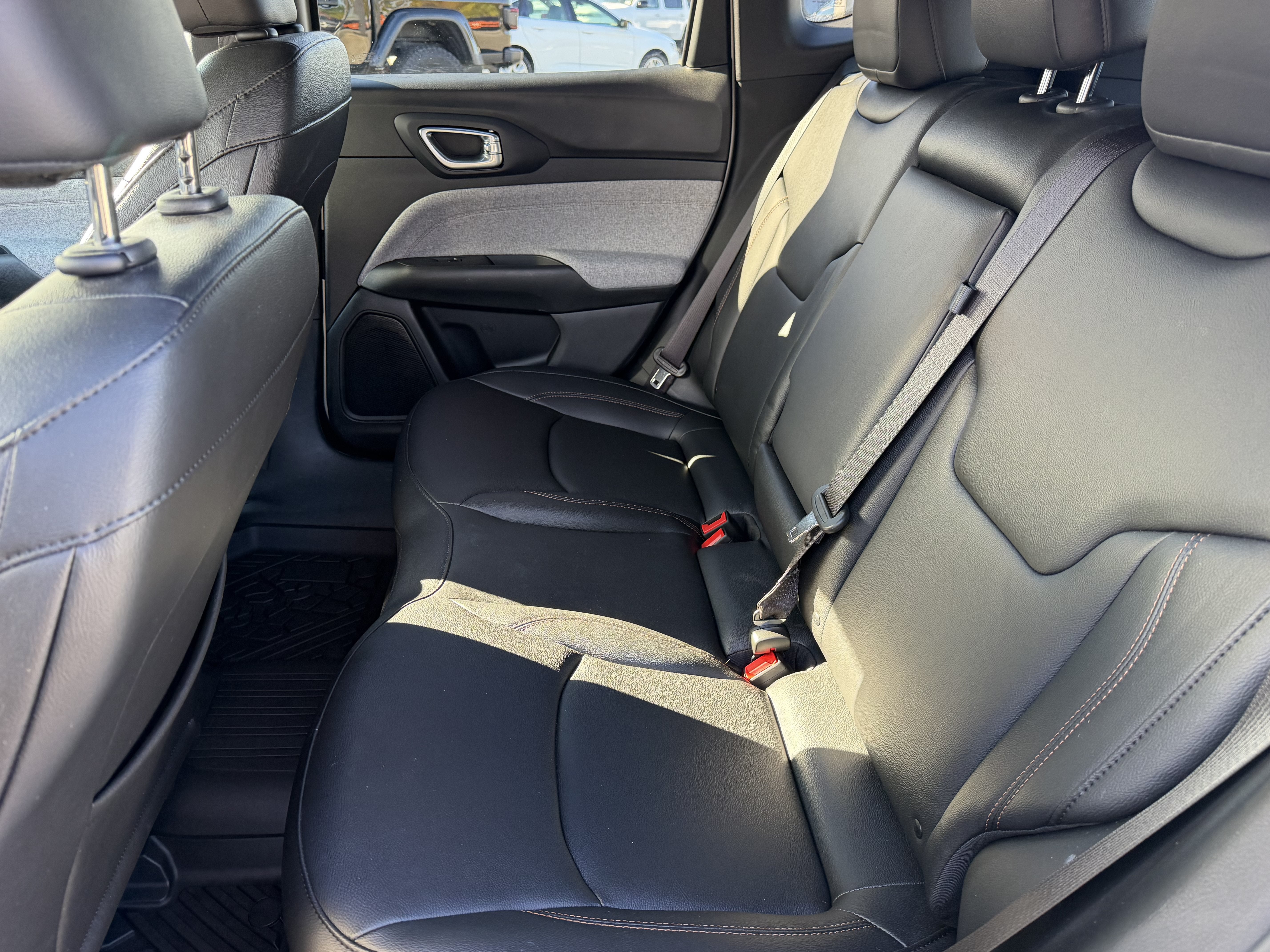 2024 Jeep Compass Latitude Lux FWD