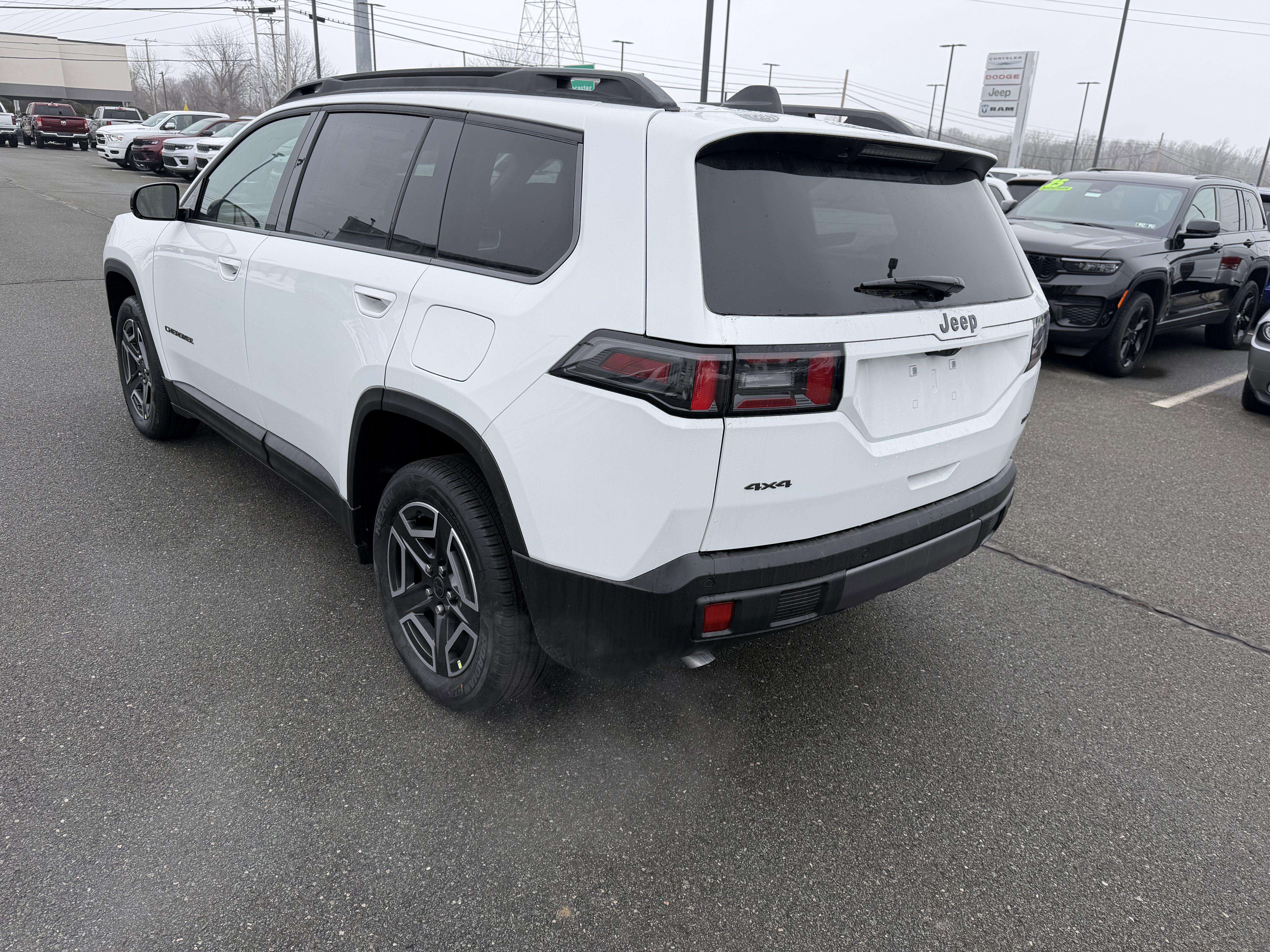 2026 Jeep Cherokee CHEROKEE LIMITED 4X4