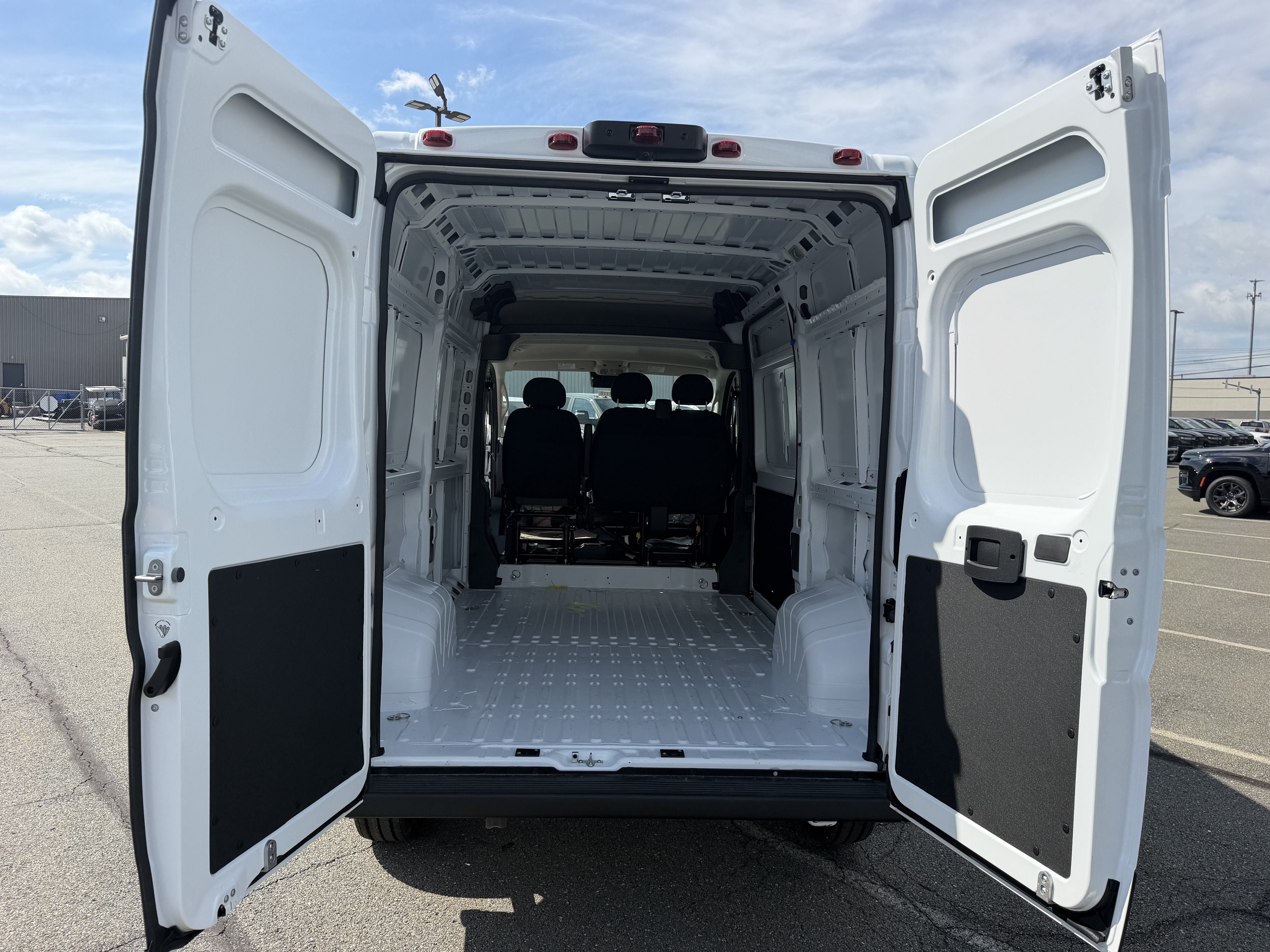 2026 RAM Ram ProMaster RAM PROMASTER 1500 TRADESMAN CARGO VAN HIGH ROOF 136' WB