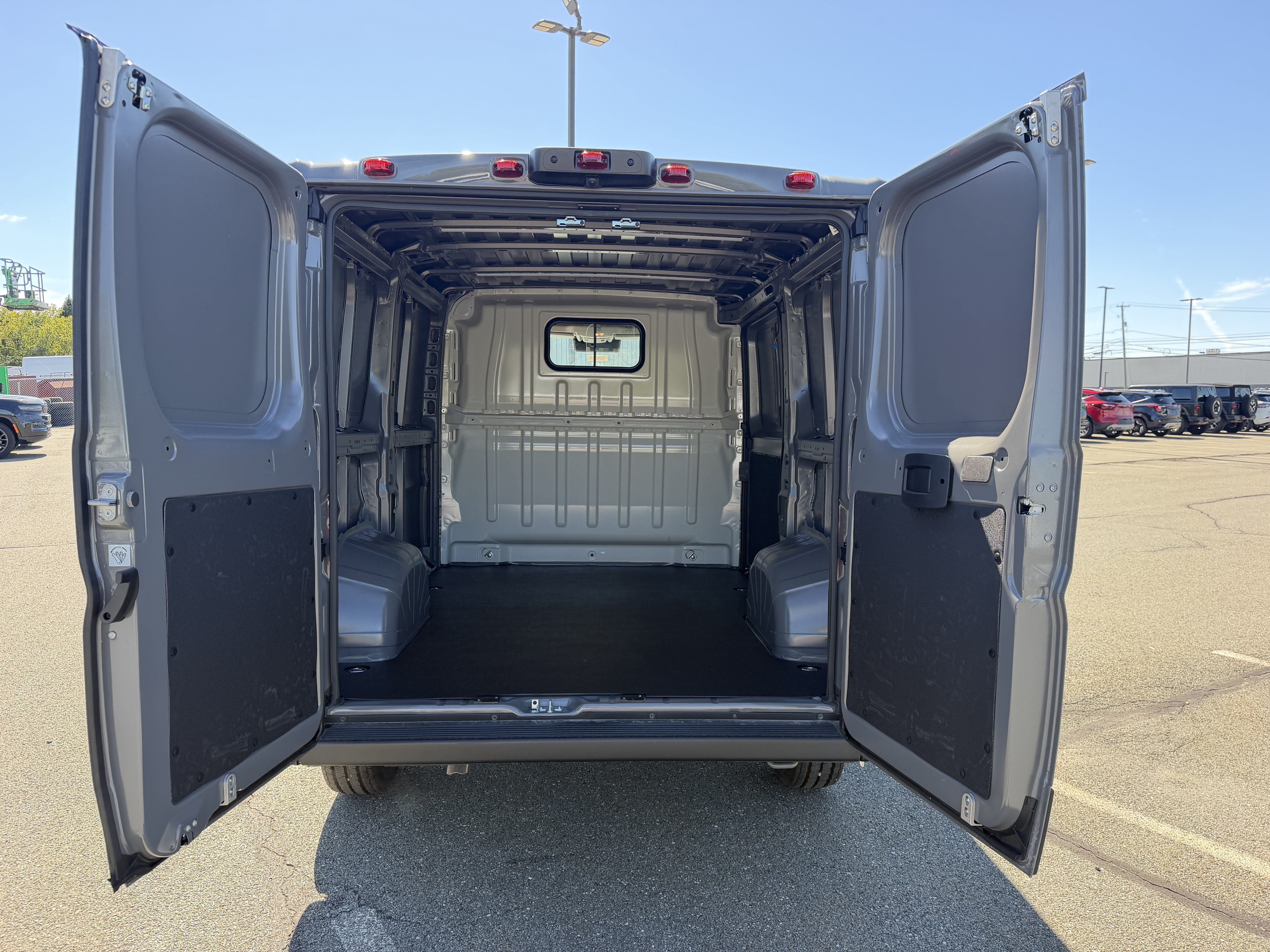 2026 RAM Ram ProMaster RAM PROMASTER 1500 TRADESMAN CARGO VAN LOW ROOF 118' WB