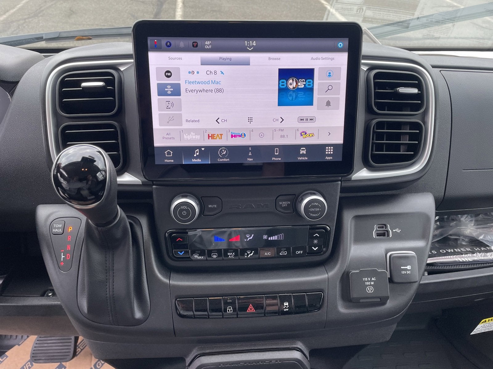 2025 RAM Ram ProMaster RAM PROMASTER 3500 SLT+ WINDOW VAN HIGH ROOF 159' WB EXT