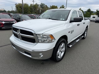 2022 RAM 1500 Classic Tradesman Crew Cab 4x4 5'7' Box