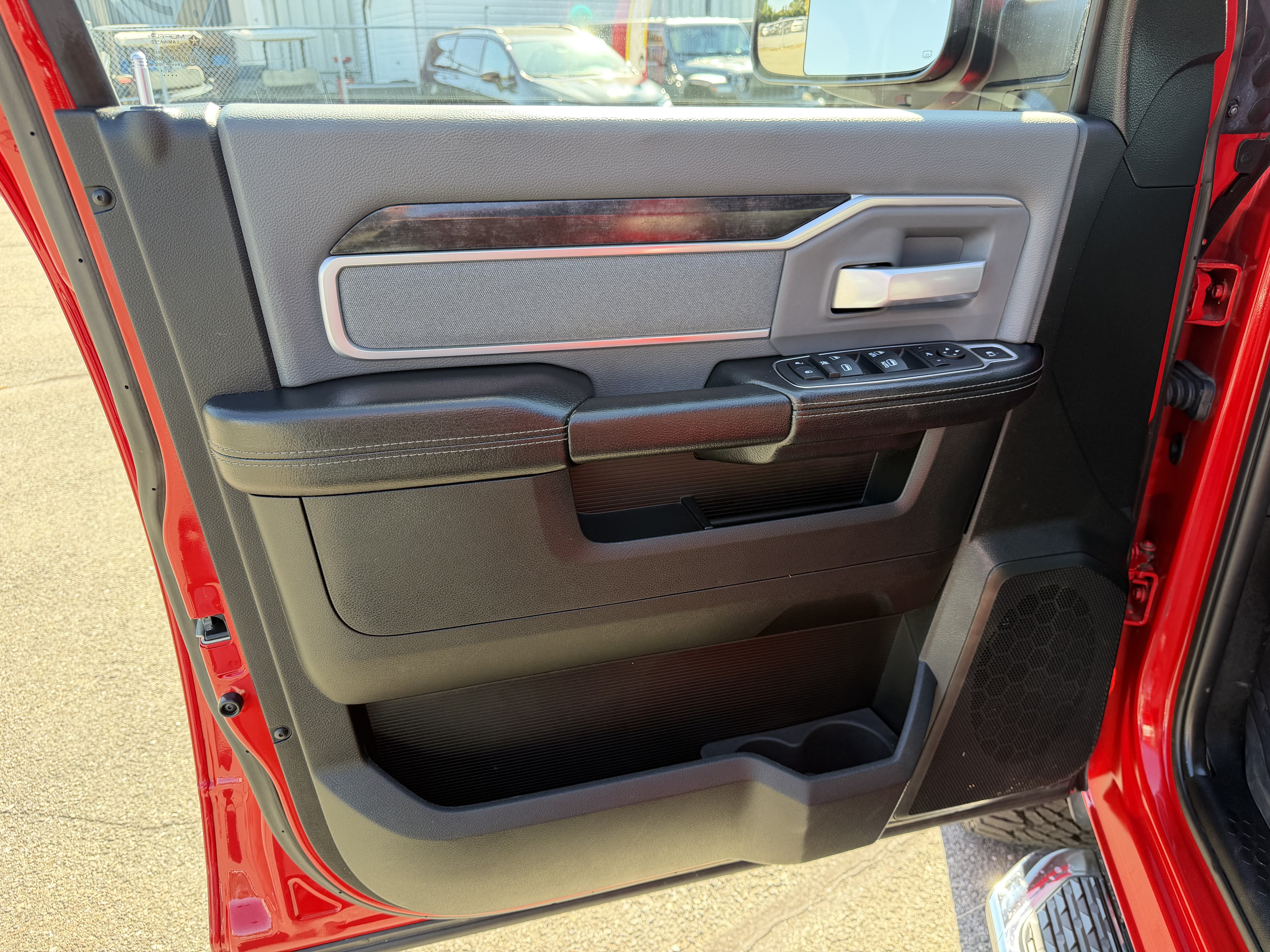 2022 RAM 2500 Big Horn Crew Cab 4x4 6'4' Box