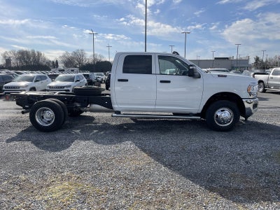 2024 RAM Ram 3500 Chassis Cab RAM 3500 TRADESMAN CREW CAB CHASSIS 4X4 60' CA