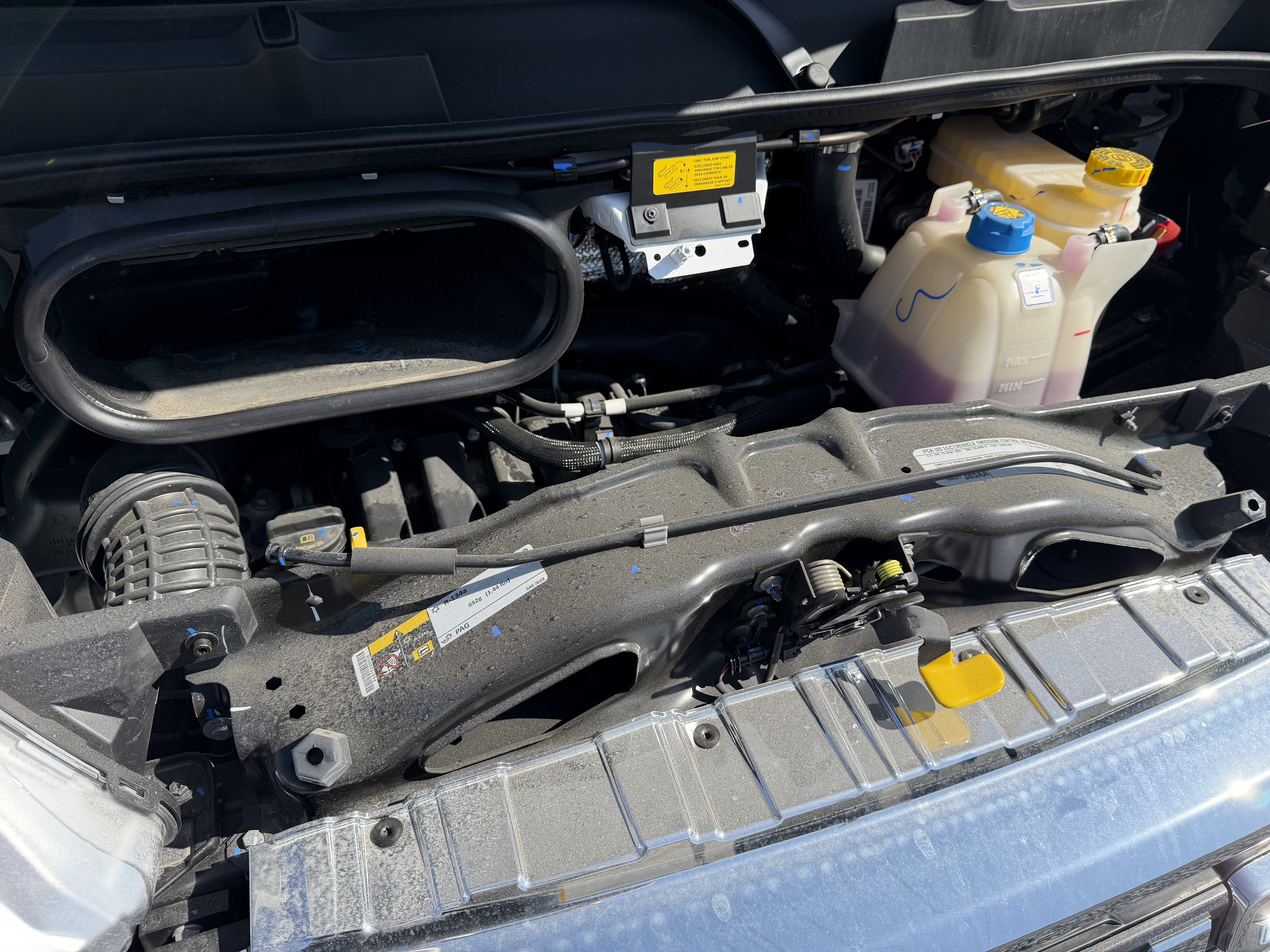 2026 RAM Ram ProMaster RAM PROMASTER 3500 SLT CUTAWAY 159' WB EXT / 104' CA