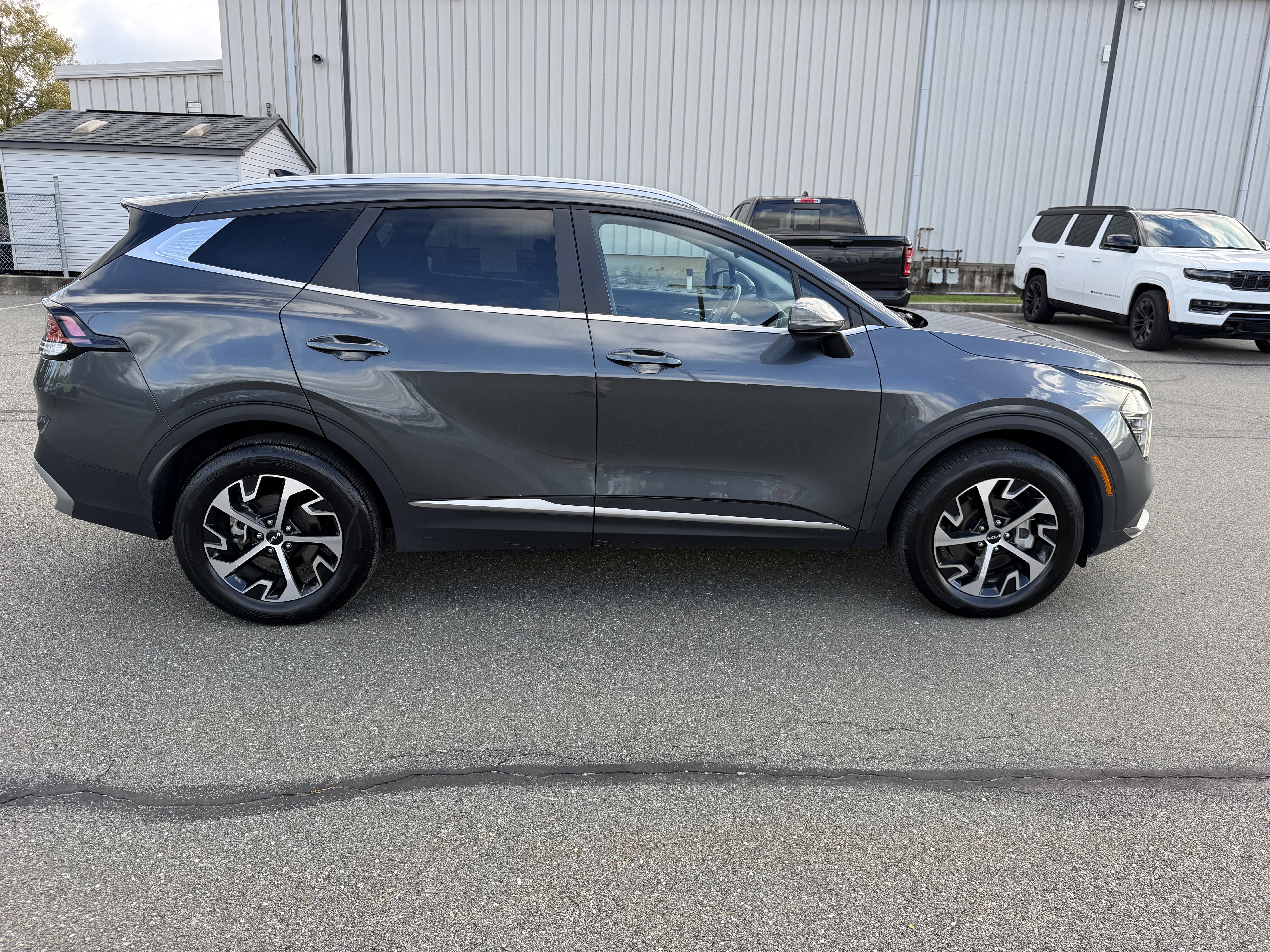 2024 Kia Sportage Hybrid EX