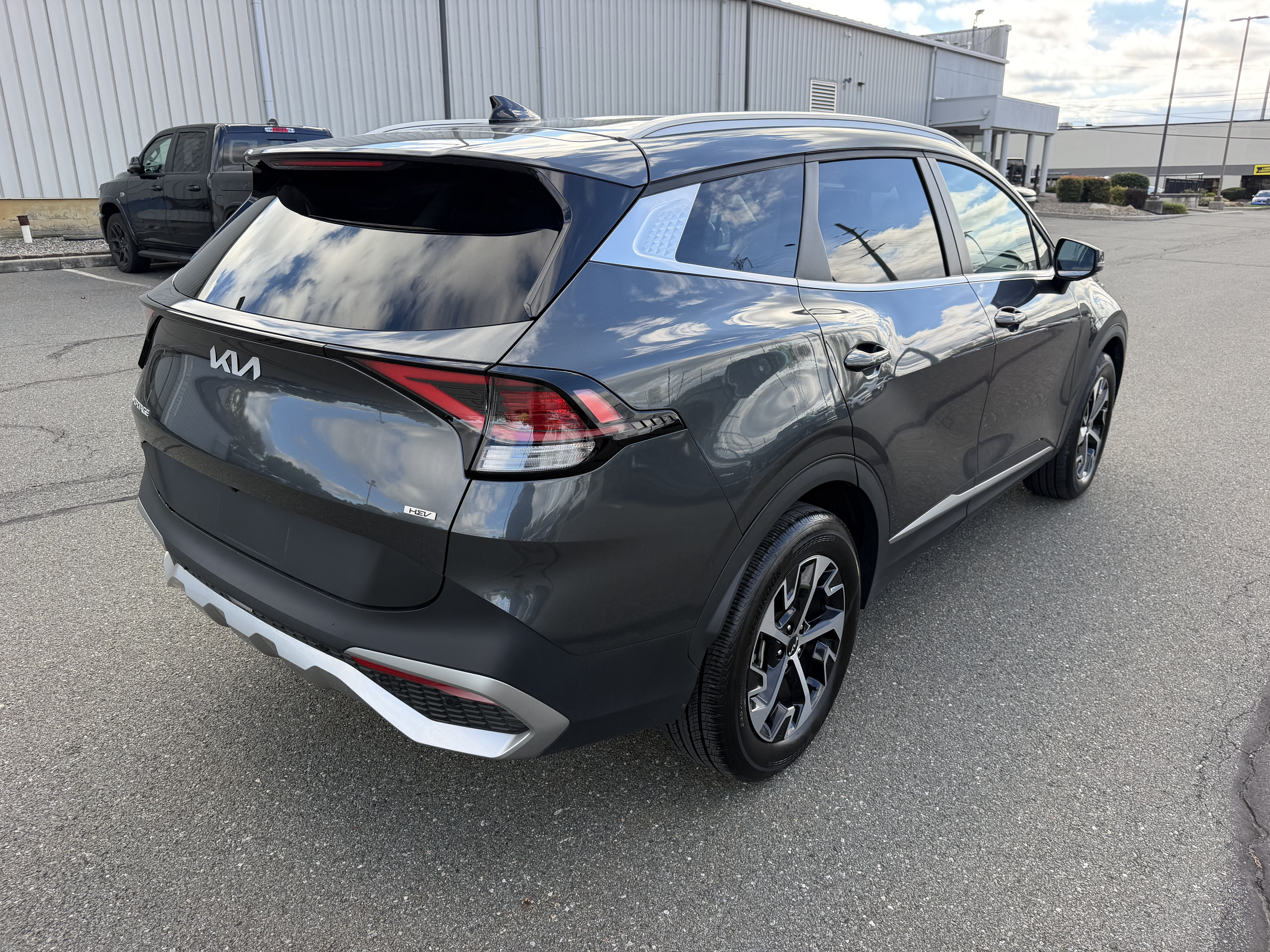 2024 Kia Sportage Hybrid EX