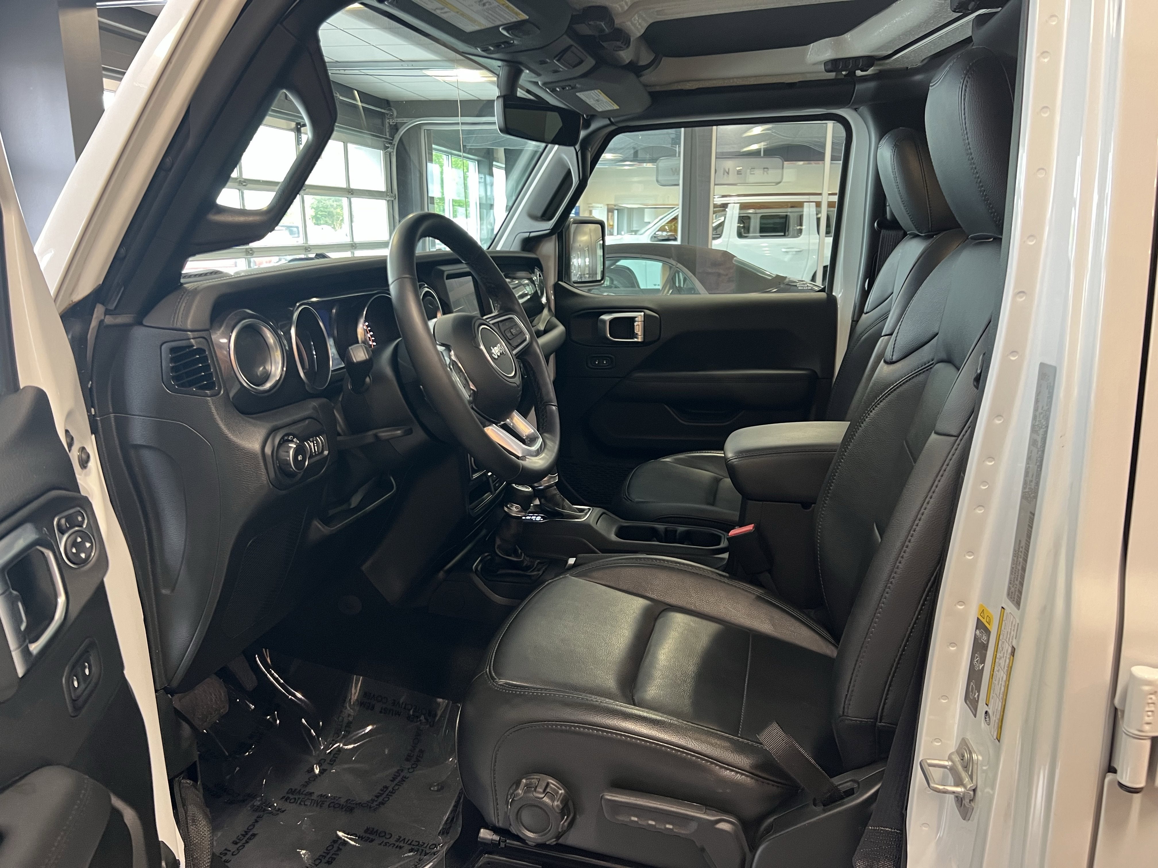 2022 Jeep Wrangler Unlimited Sahara Altitude 4x4