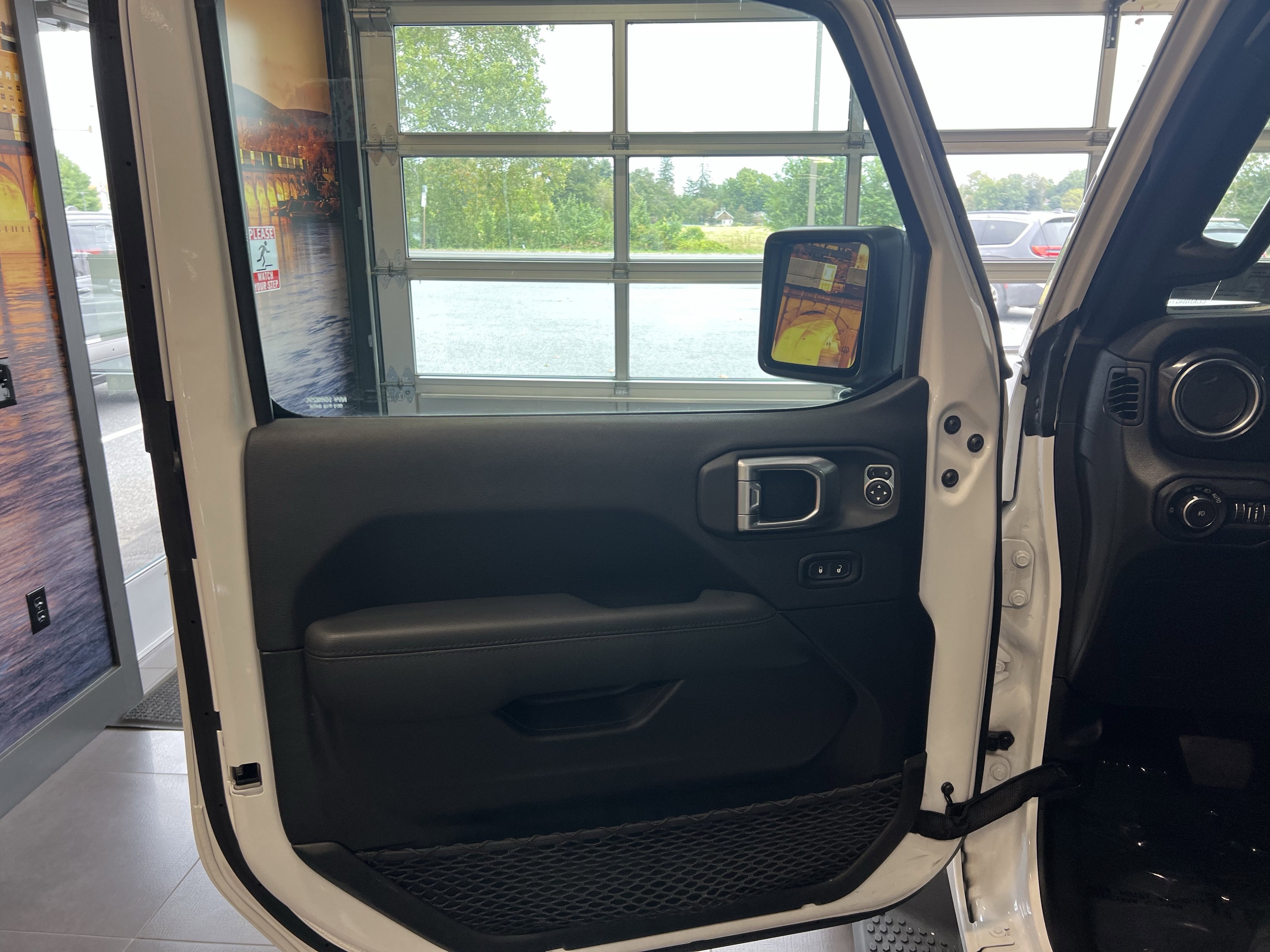 2022 Jeep Wrangler Unlimited Sahara Altitude 4x4