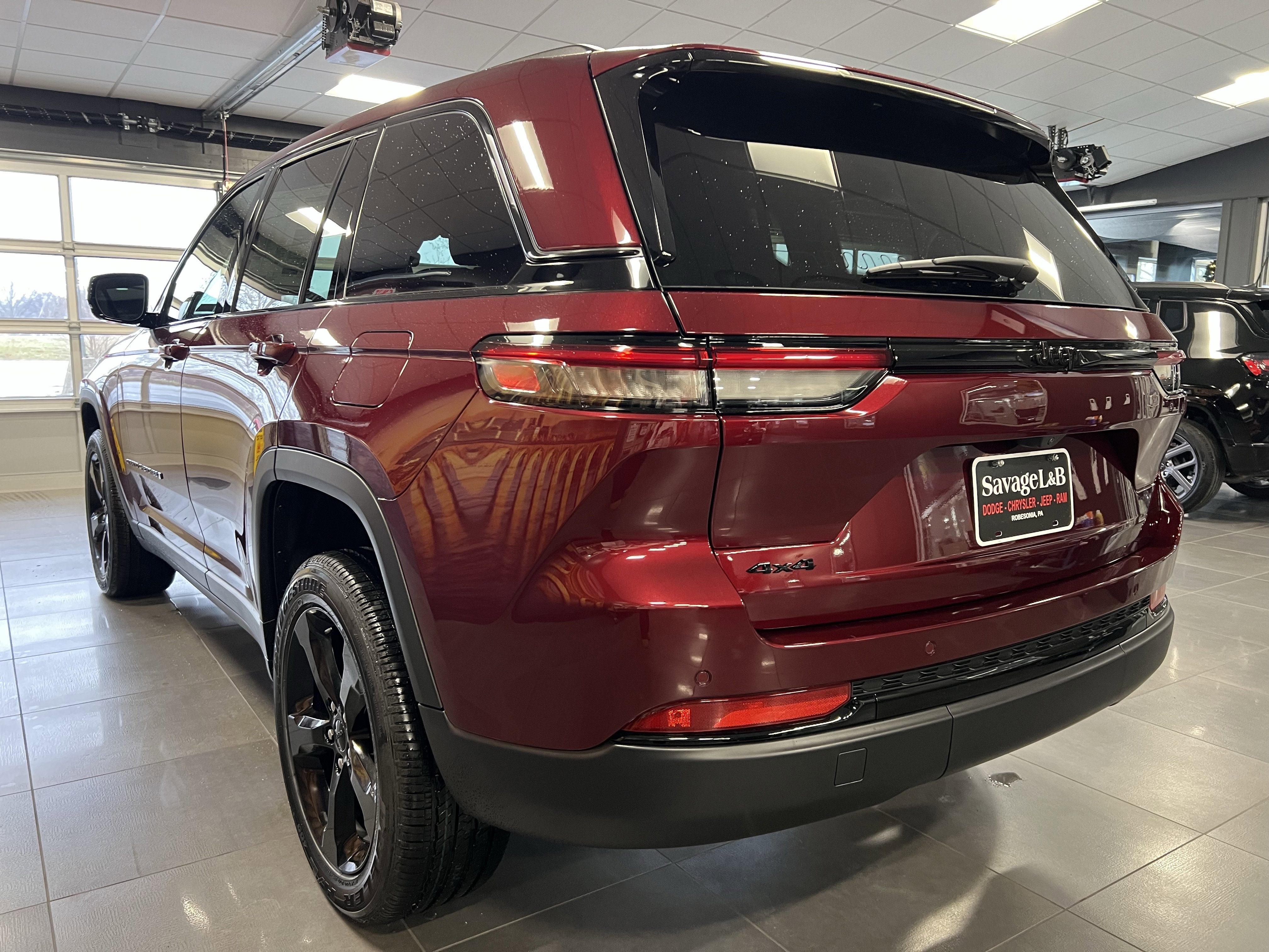 2025 Jeep Grand Cherokee GRAND CHEROKEE ALTITUDE X 4X4