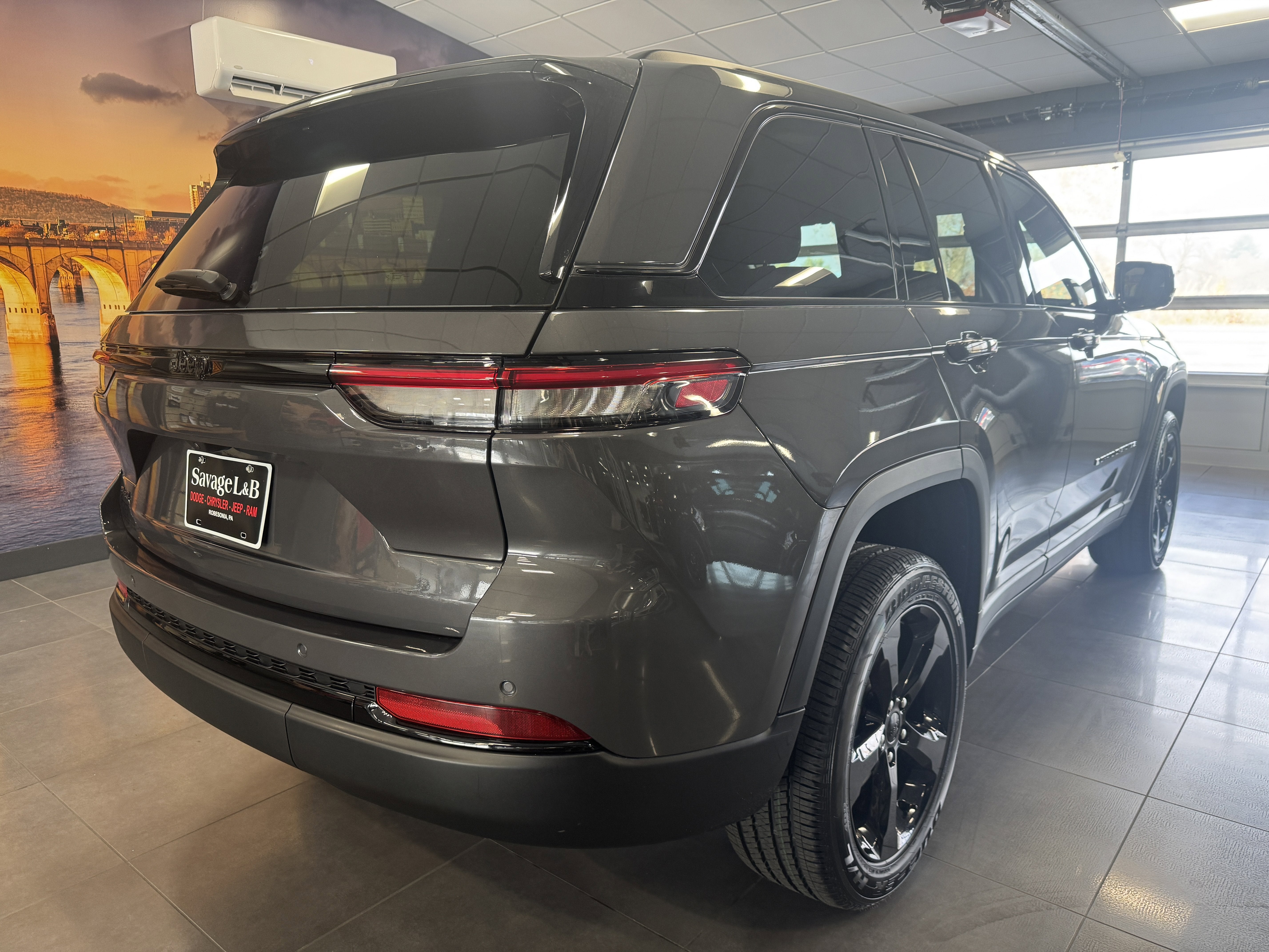 2025 Jeep Grand Cherokee GRAND CHEROKEE ALTITUDE X 4X4