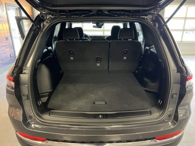 2026 Jeep Grand Cherokee GRAND CHEROKEE LAREDO 4X4