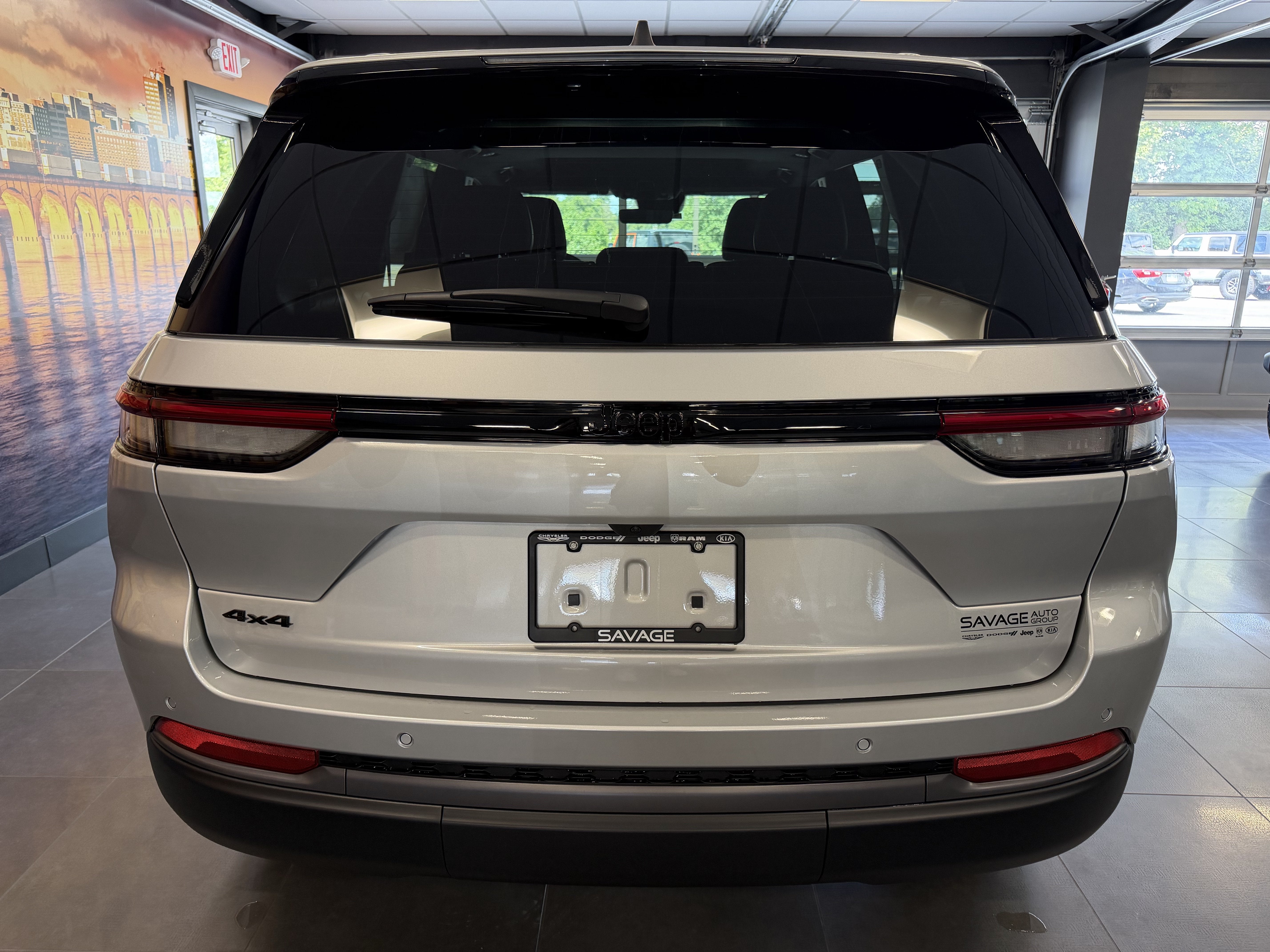 2026 Jeep Grand Cherokee GRAND CHEROKEE LAREDO ALTITUDE 4X4