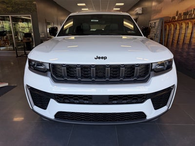 2027 Jeep Grand Cherokee GRAND CHEROKEE LAREDO ALTITUDE 4X4