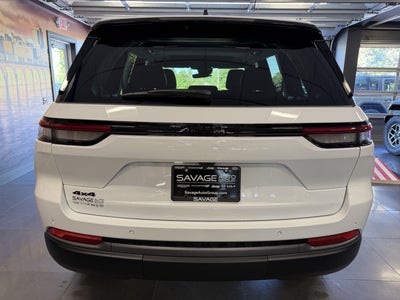 2027 Jeep Grand Cherokee GRAND CHEROKEE LAREDO ALTITUDE 4X4