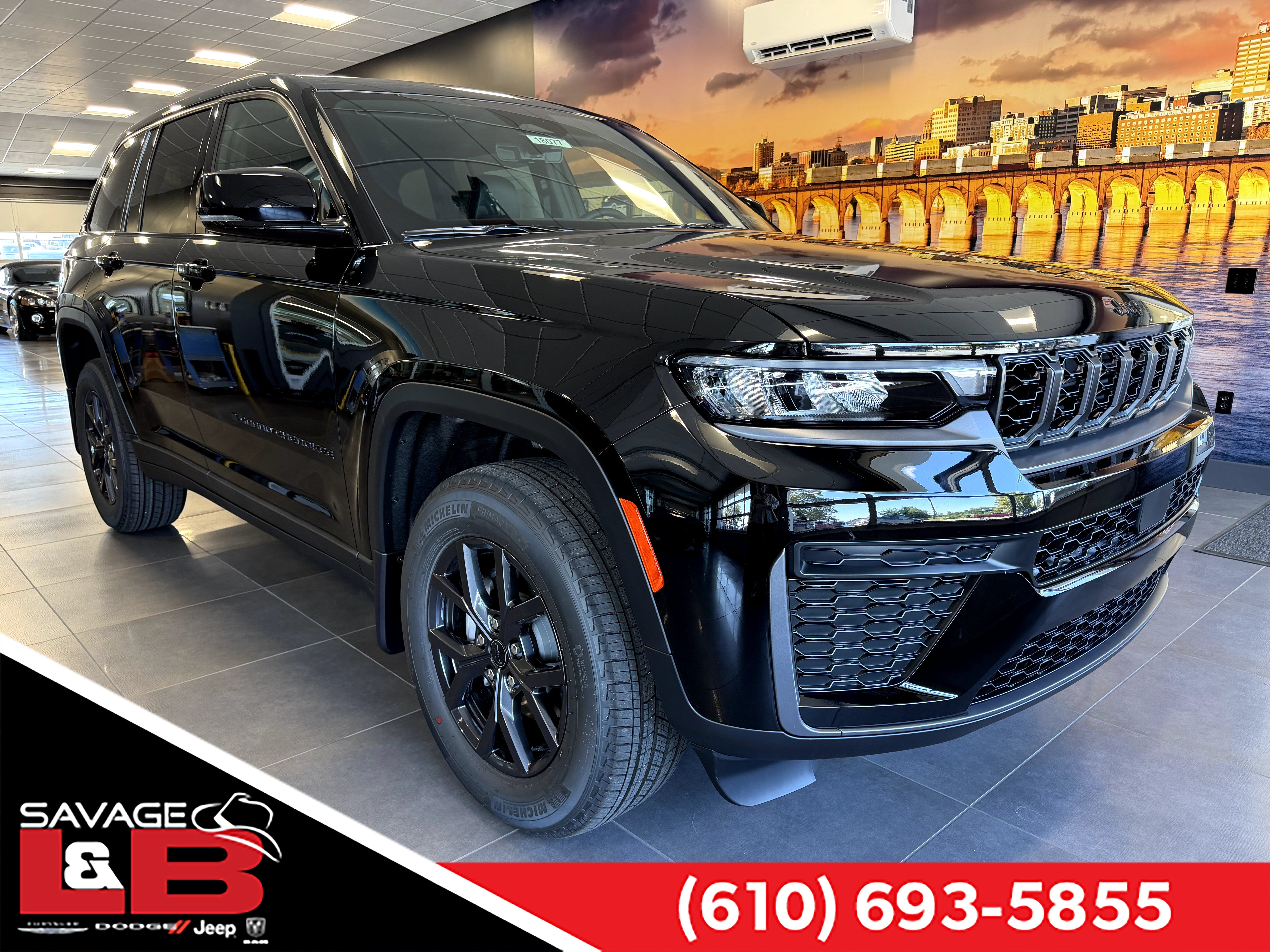 2027 Jeep Grand Cherokee GRAND CHEROKEE LAREDO ALTITUDE 4X4