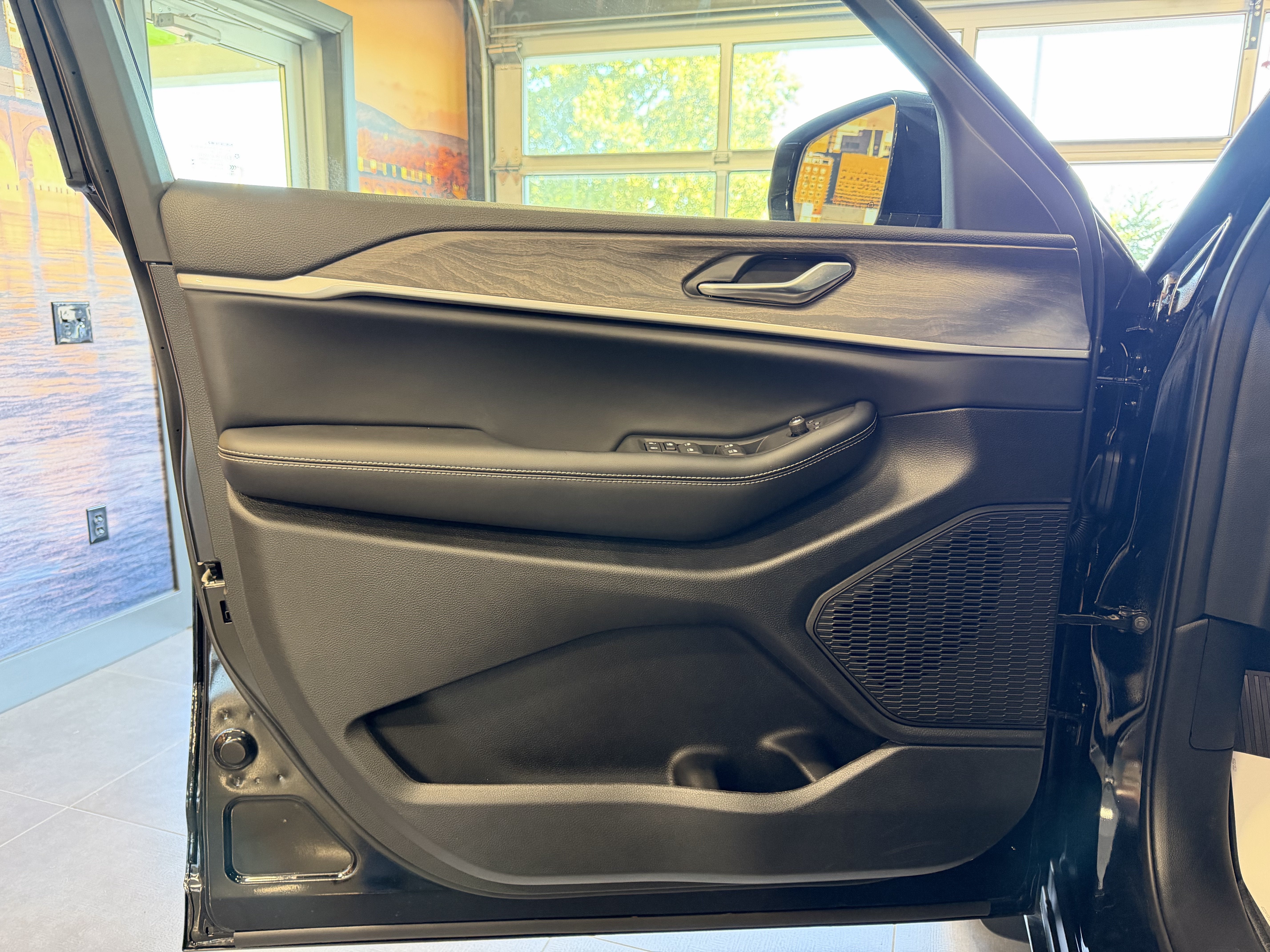 2027 Jeep Grand Cherokee GRAND CHEROKEE LAREDO ALTITUDE 4X4