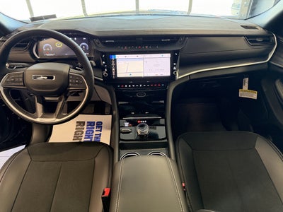 2027 Jeep Grand Cherokee GRAND CHEROKEE LAREDO ALTITUDE 4X4