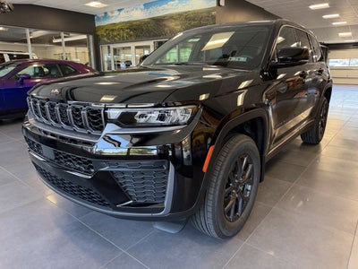 2027 Jeep Grand Cherokee GRAND CHEROKEE LAREDO ALTITUDE 4X4