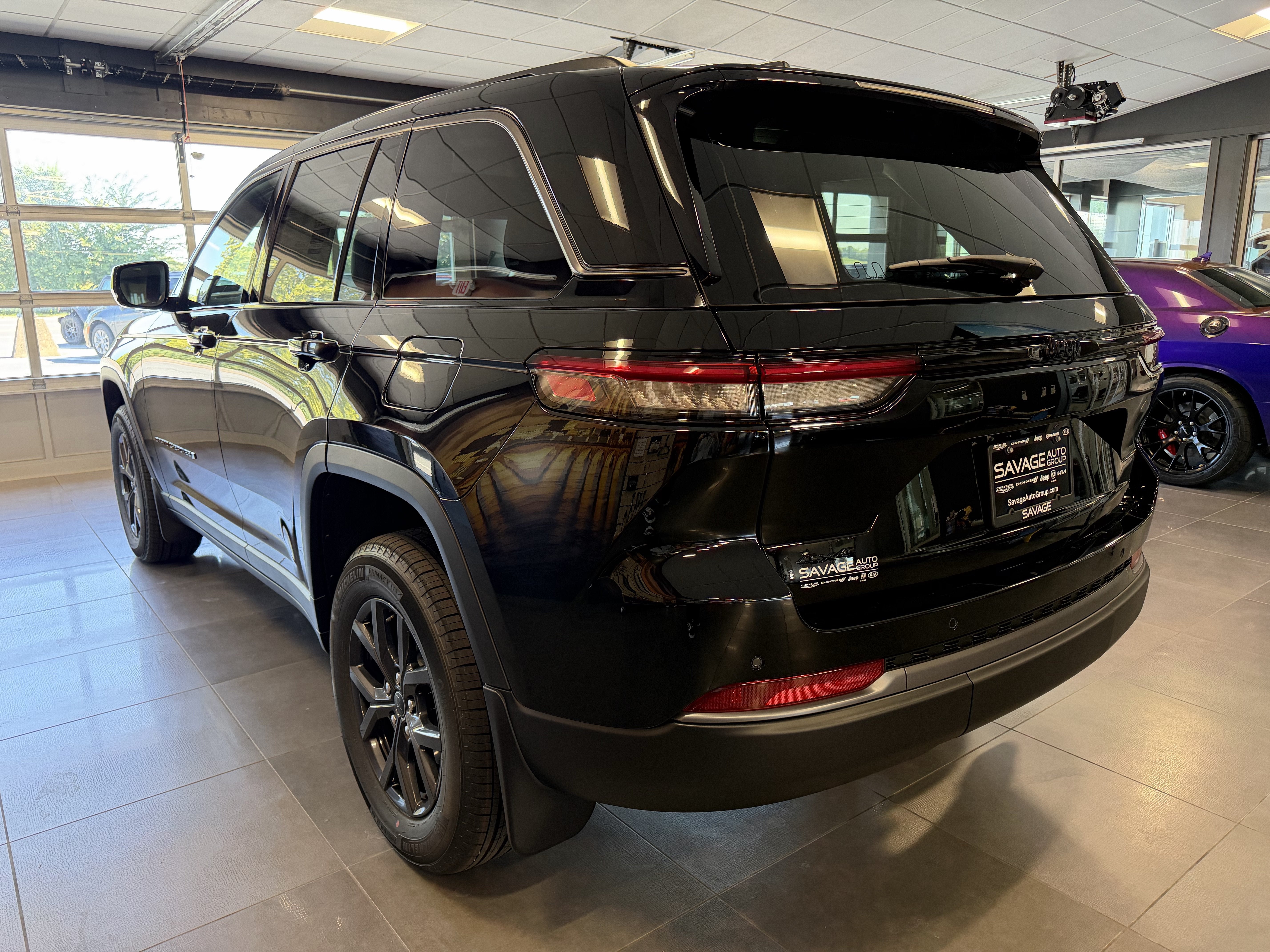 2027 Jeep Grand Cherokee GRAND CHEROKEE LAREDO ALTITUDE 4X4
