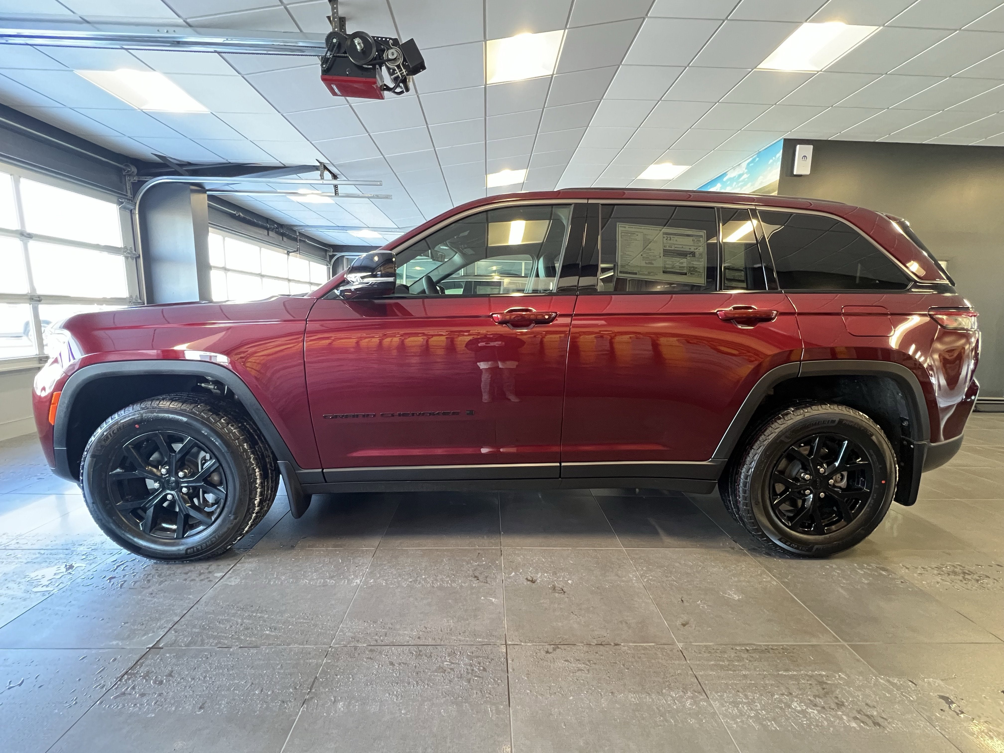 2026 Jeep Grand Cherokee GRAND CHEROKEE LAREDO ALTITUDE 4X4