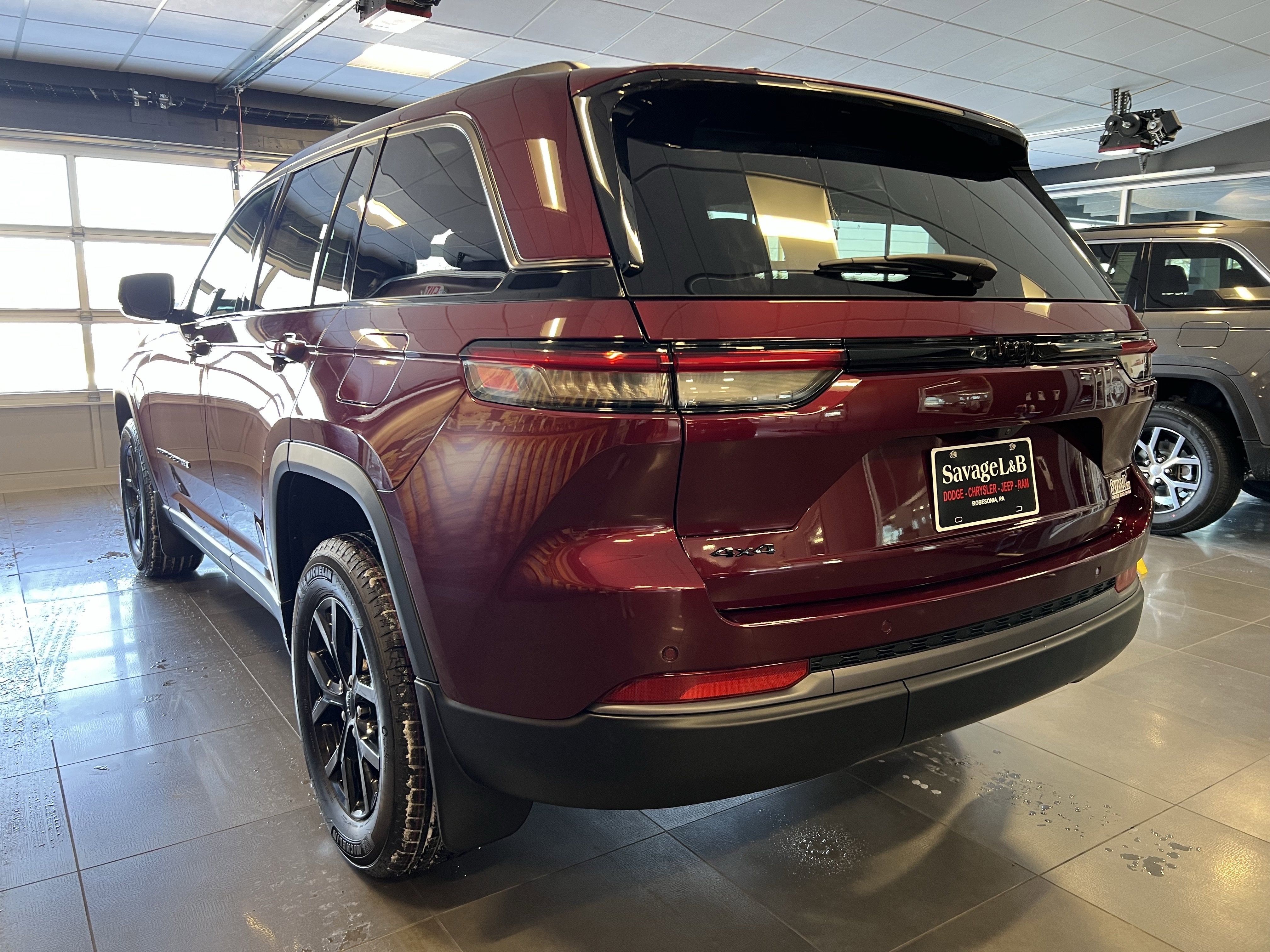 2026 Jeep Grand Cherokee GRAND CHEROKEE LAREDO ALTITUDE 4X4