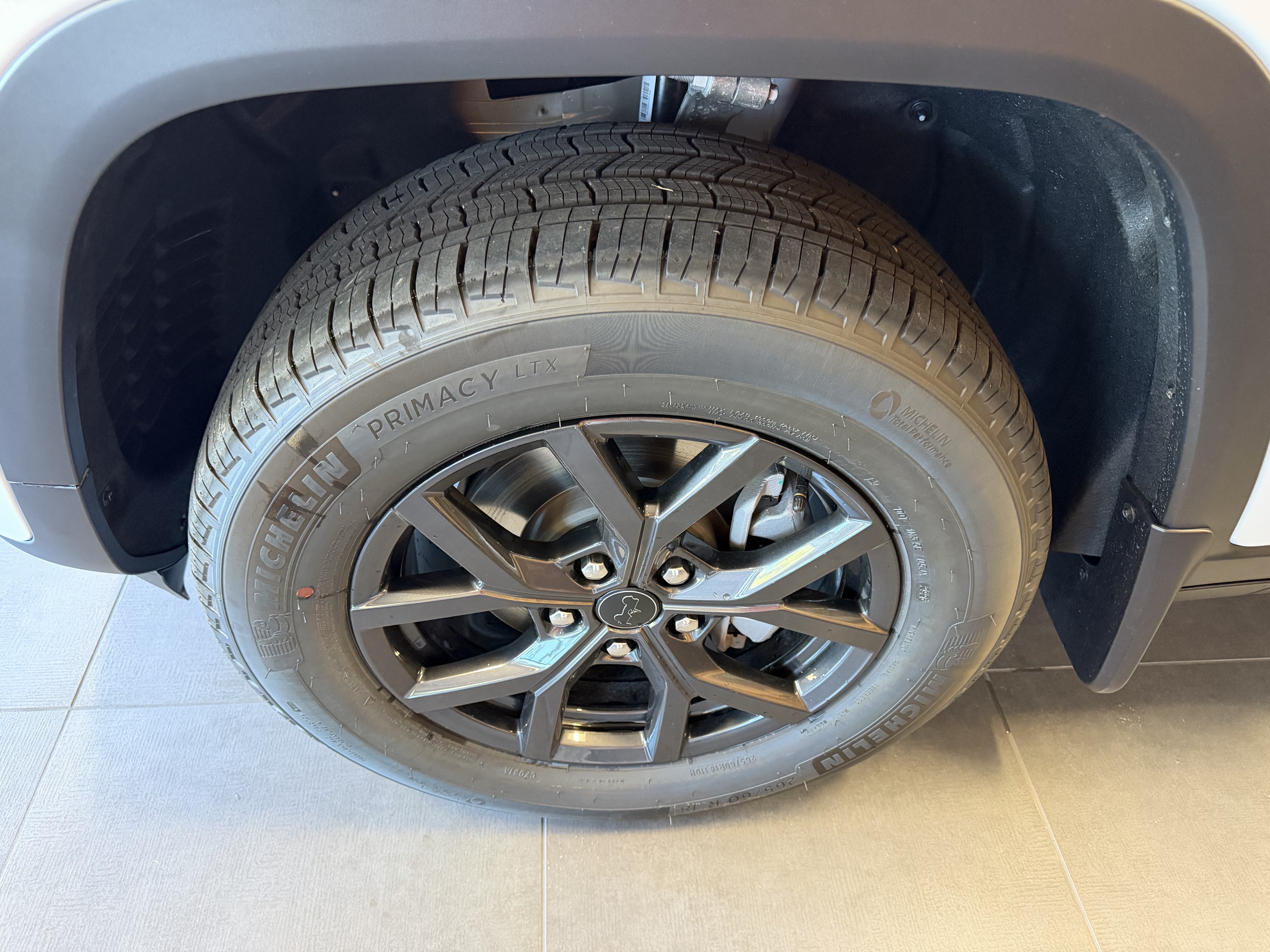 2027 Jeep Grand Cherokee GRAND CHEROKEE LAREDO ALTITUDE 4X4