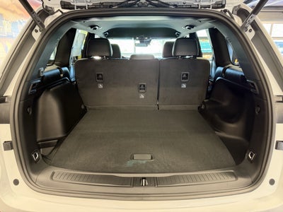 2027 Jeep Grand Cherokee GRAND CHEROKEE LAREDO ALTITUDE 4X4