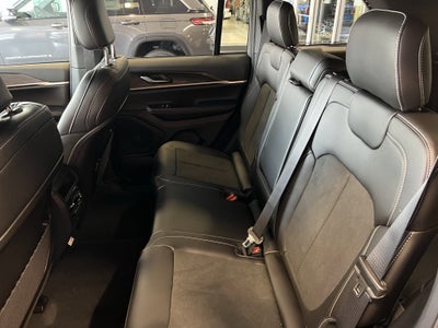 2026 Jeep Grand Cherokee GRAND CHEROKEE ALTITUDE 4X4