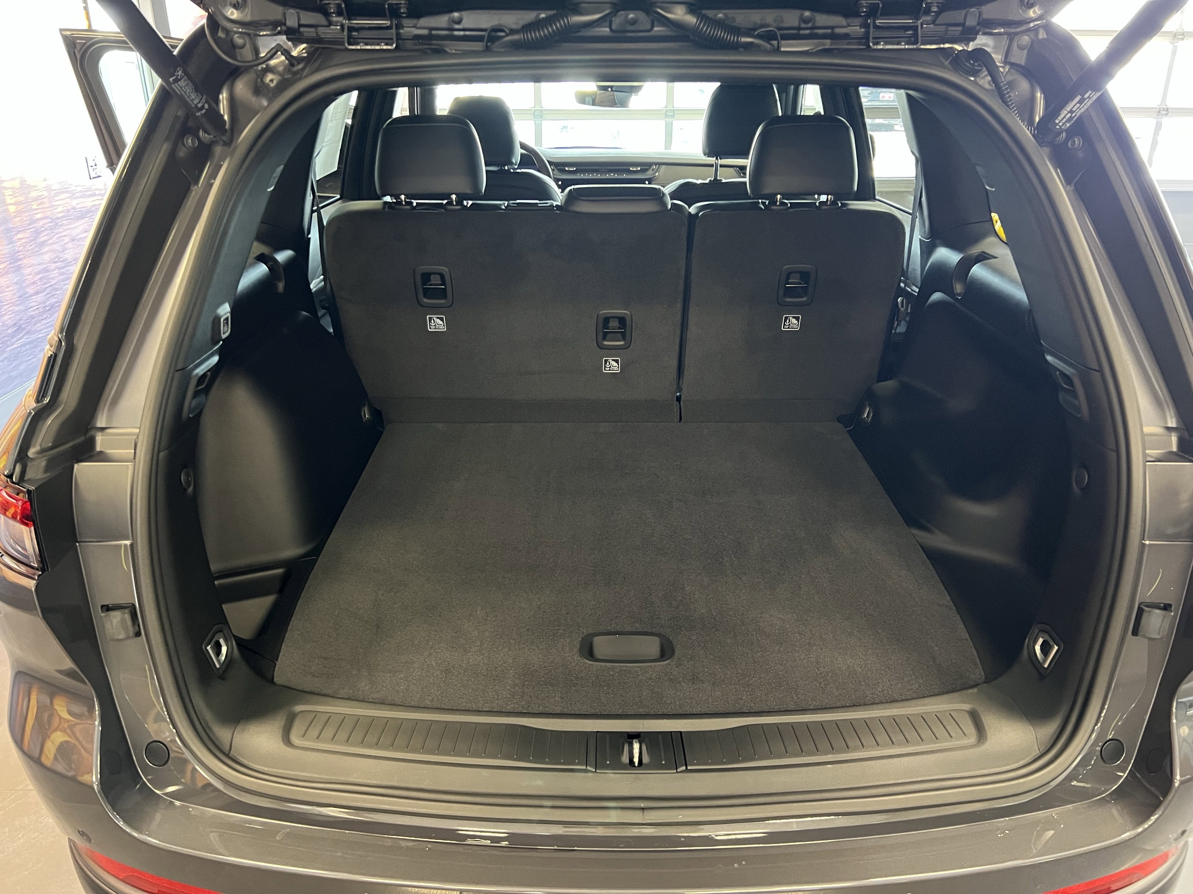 2026 Jeep Grand Cherokee GRAND CHEROKEE ALTITUDE 4X4