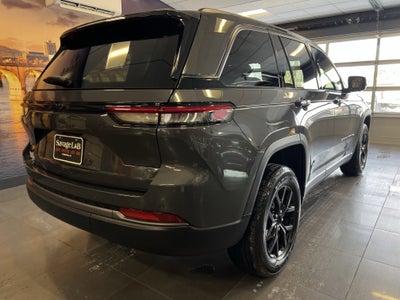 2026 Jeep Grand Cherokee GRAND CHEROKEE ALTITUDE 4X4