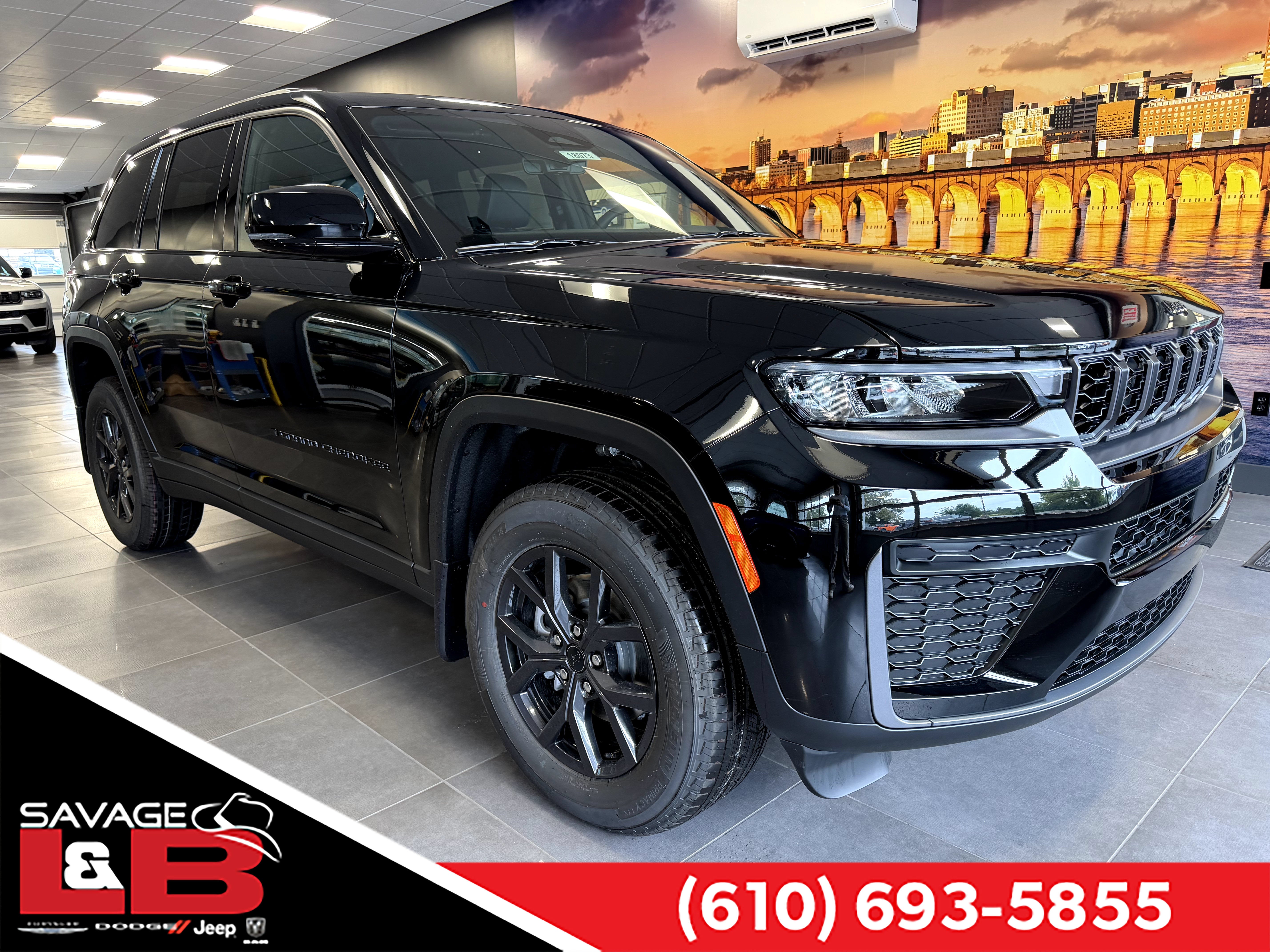 2027 Jeep Grand Cherokee GRAND CHEROKEE LAREDO ALTITUDE 4X4