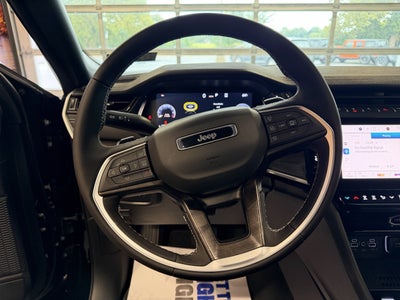 2027 Jeep Grand Cherokee GRAND CHEROKEE LAREDO ALTITUDE 4X4