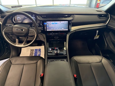 2027 Jeep Grand Cherokee GRAND CHEROKEE LIMITED RESERVE 4X4