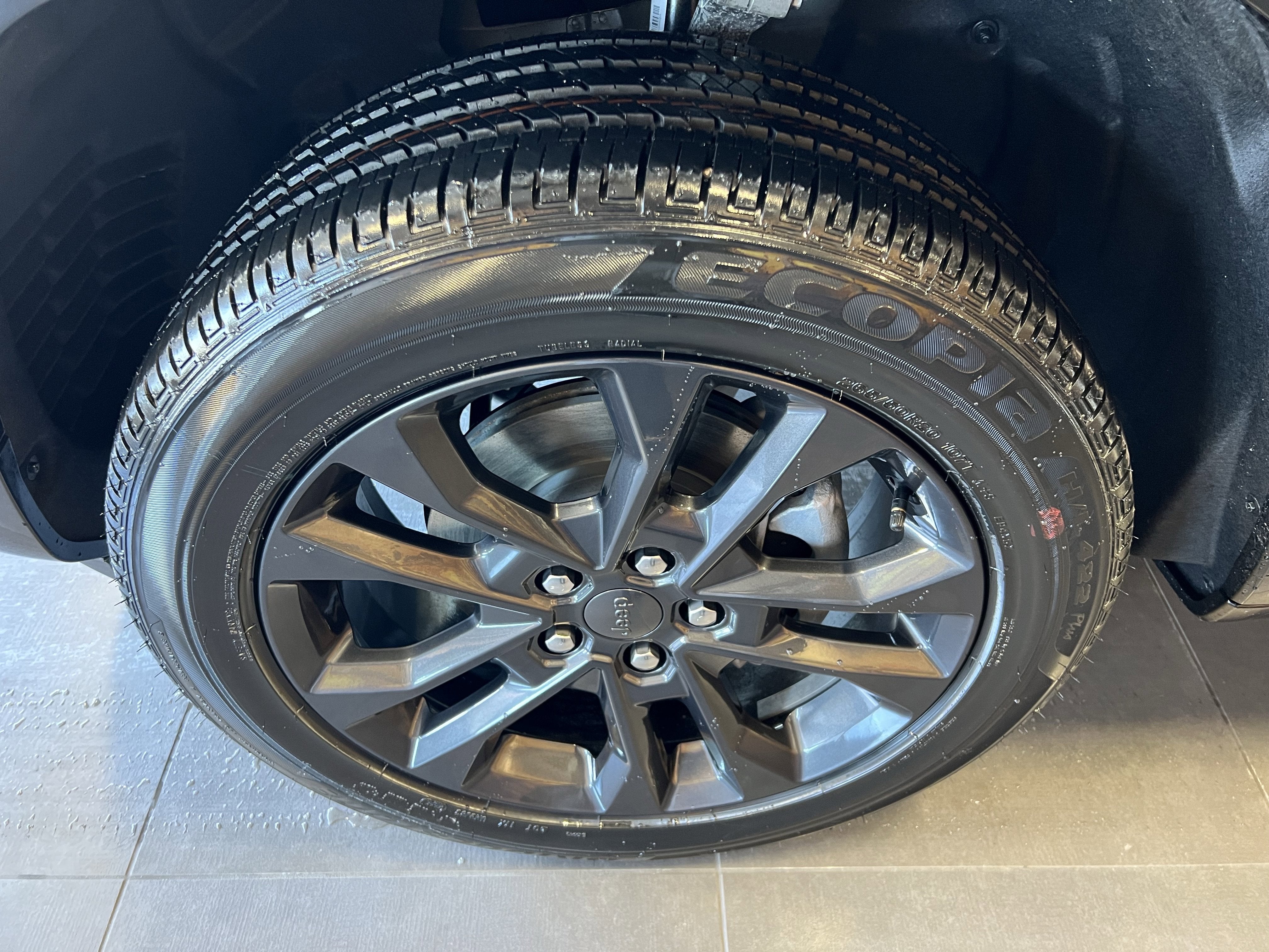 2026 Jeep Grand Cherokee GRAND CHEROKEE LIMITED RESERVE 4X4