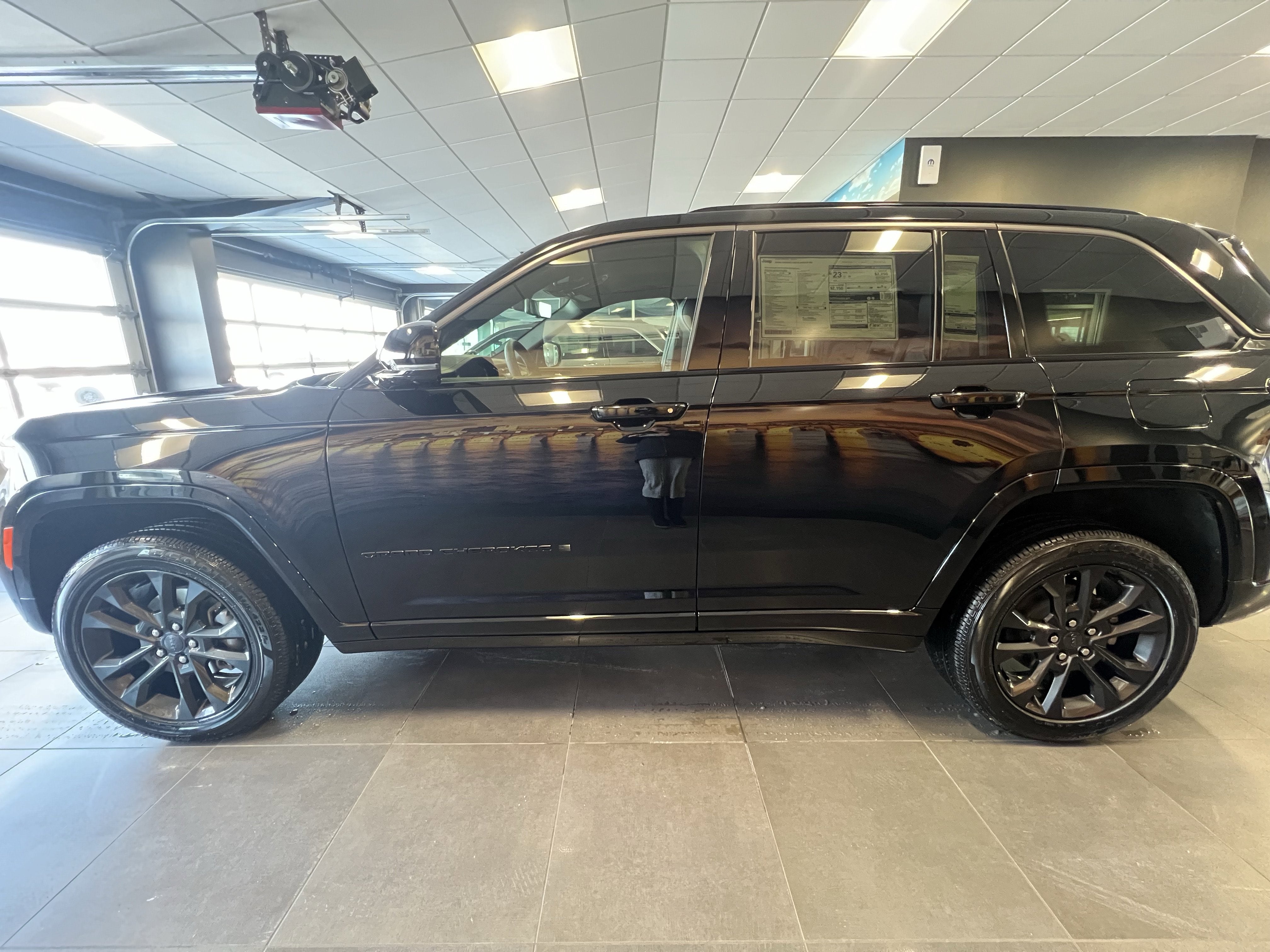 2026 Jeep Grand Cherokee GRAND CHEROKEE LIMITED RESERVE 4X4