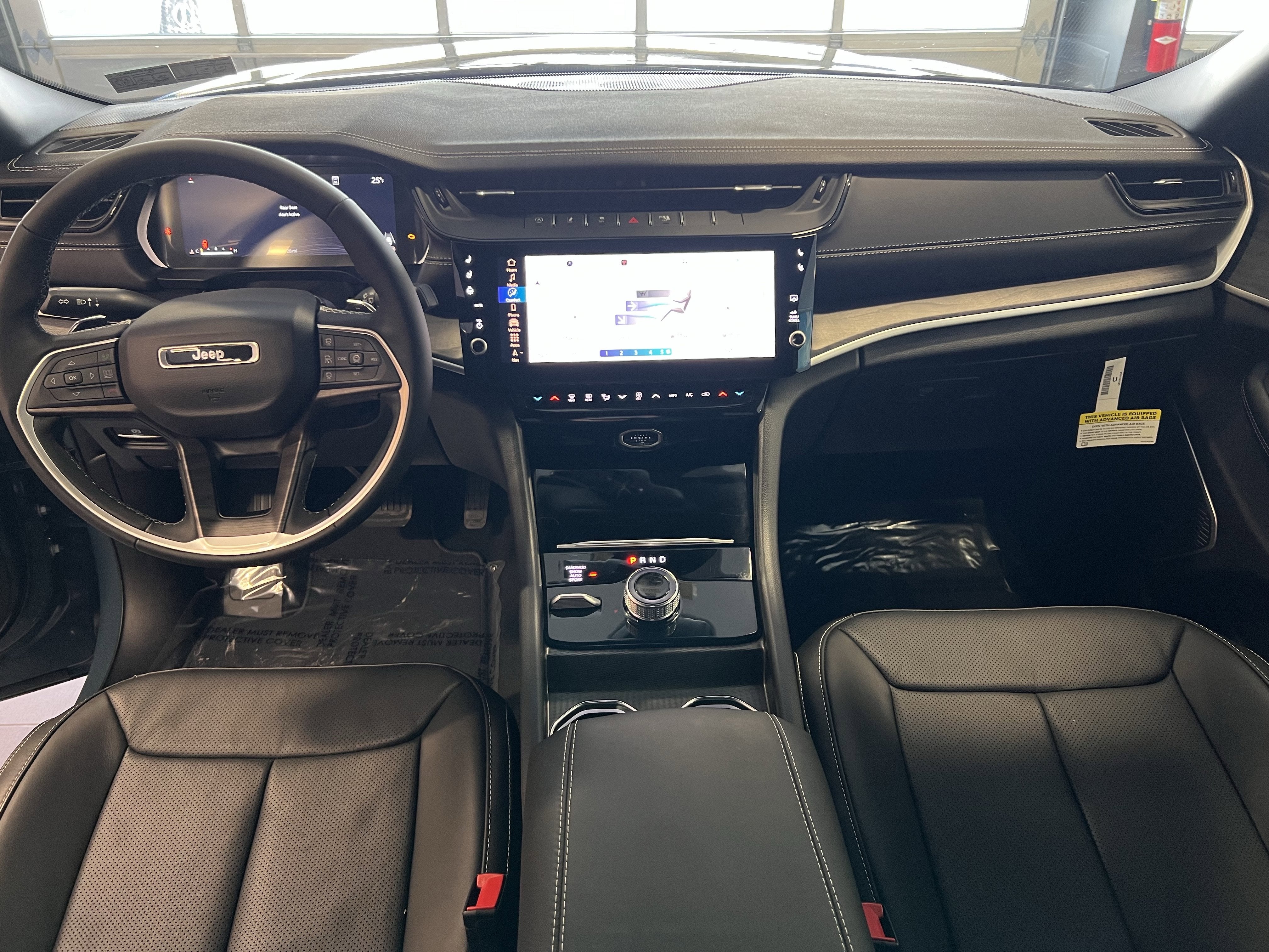 2026 Jeep Grand Cherokee GRAND CHEROKEE LIMITED RESERVE 4X4